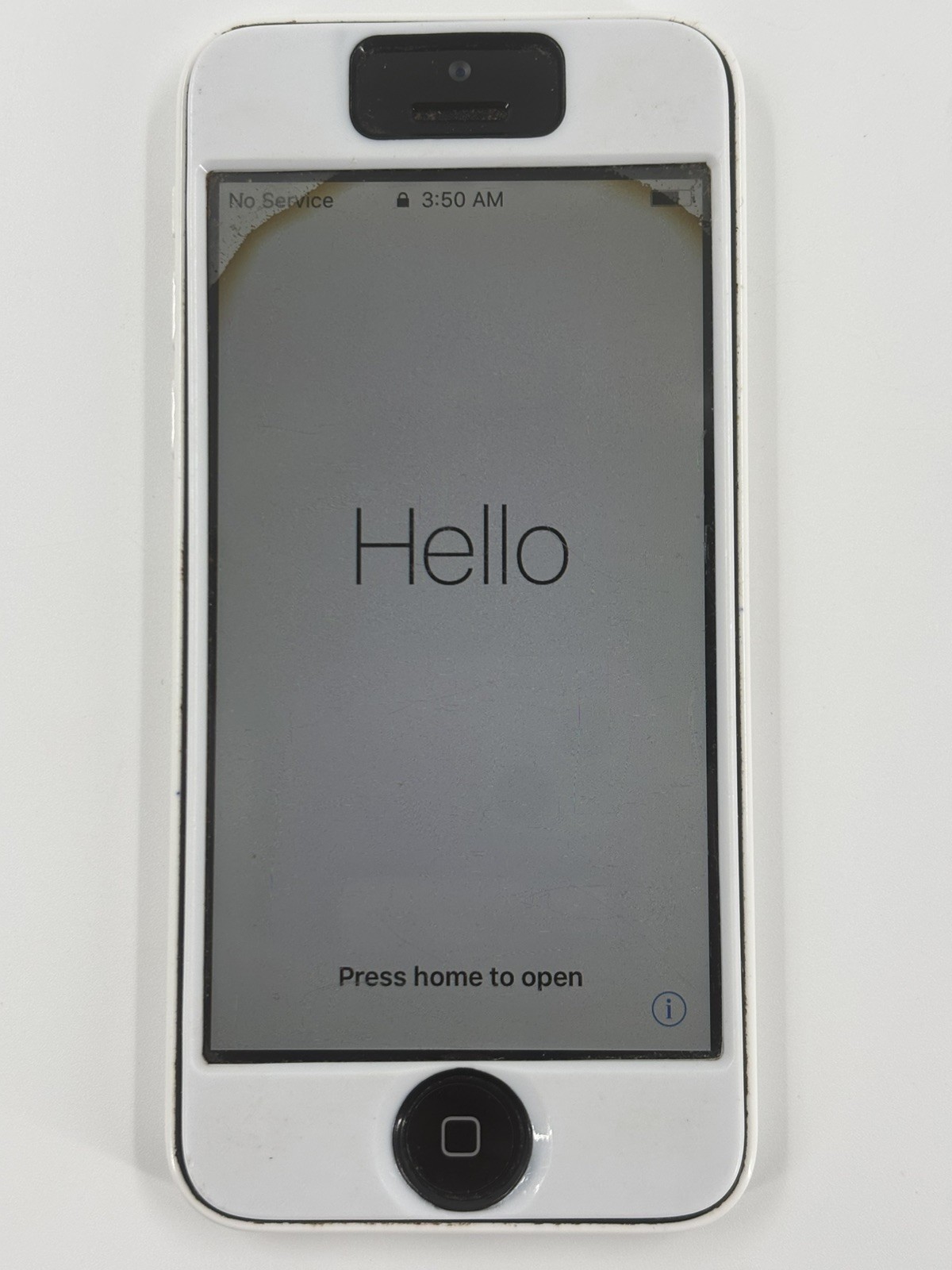 Apple iPhone 5c White Black Bar Smartphone 8MP Rear Camera Apple iPhone