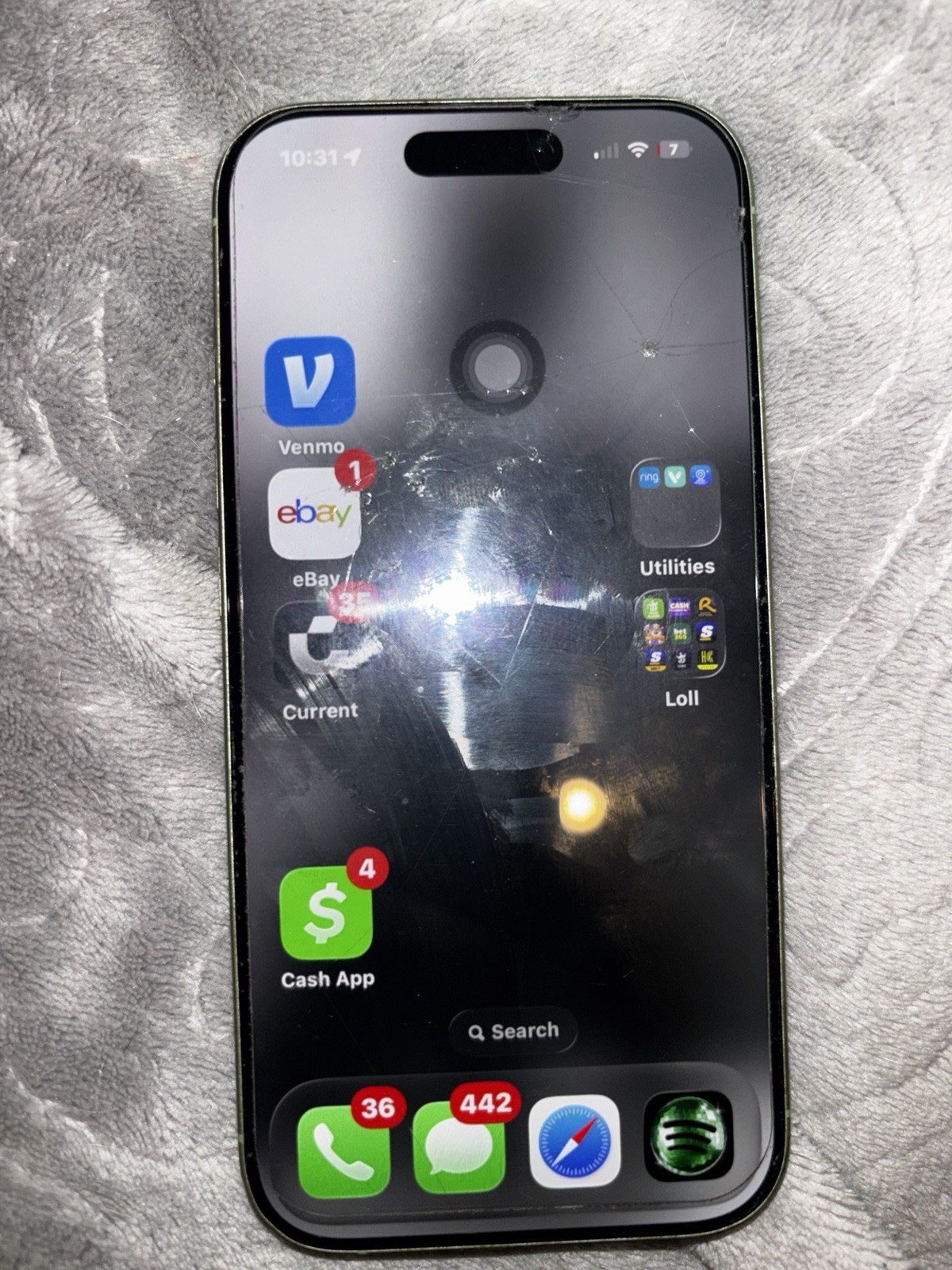 iPhone 17 Green Locked Or I Could Unlock It ! Serious Inquires Only