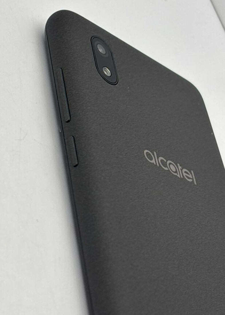 Alcatel Volta 5002R Android Smartphone 5.5″ Display Cricket Locked 5MP 3G 16GB