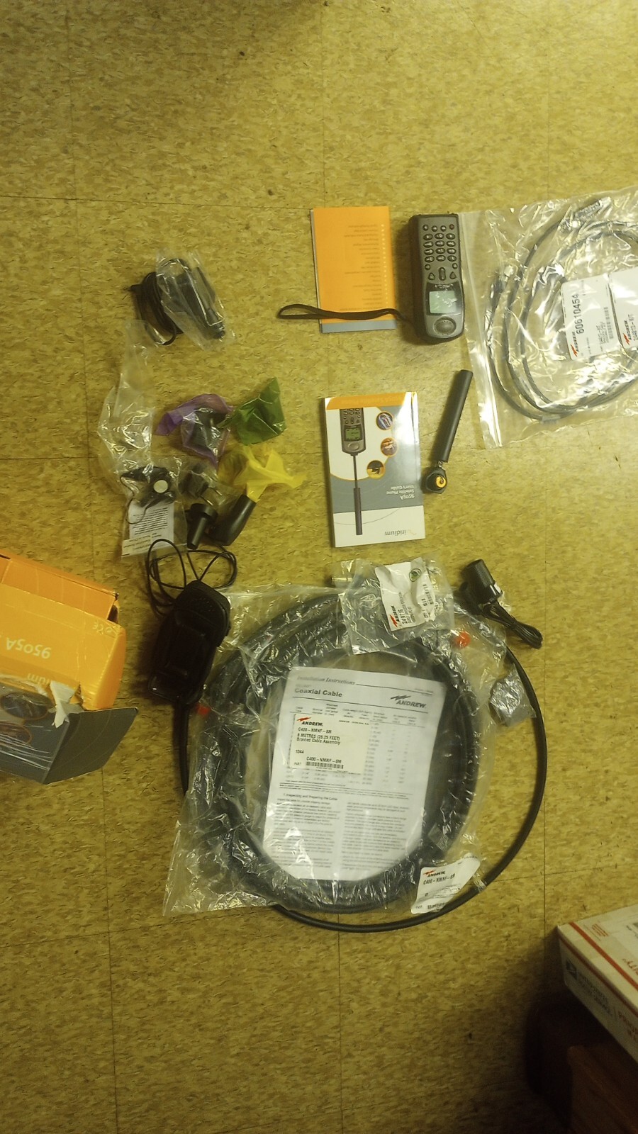 General Dynamics Fly Away Kit (READ DESCRIPTION) Iridium