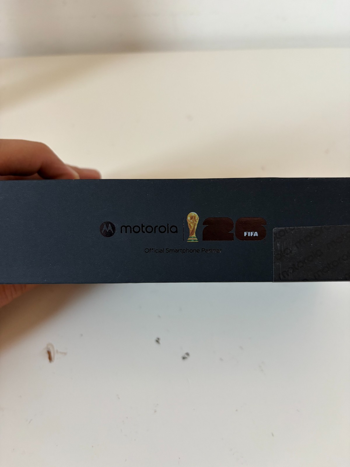 Motorola Signature 16/512GB Pantone Martini Olive – NEW Smartphone w/ Warranty