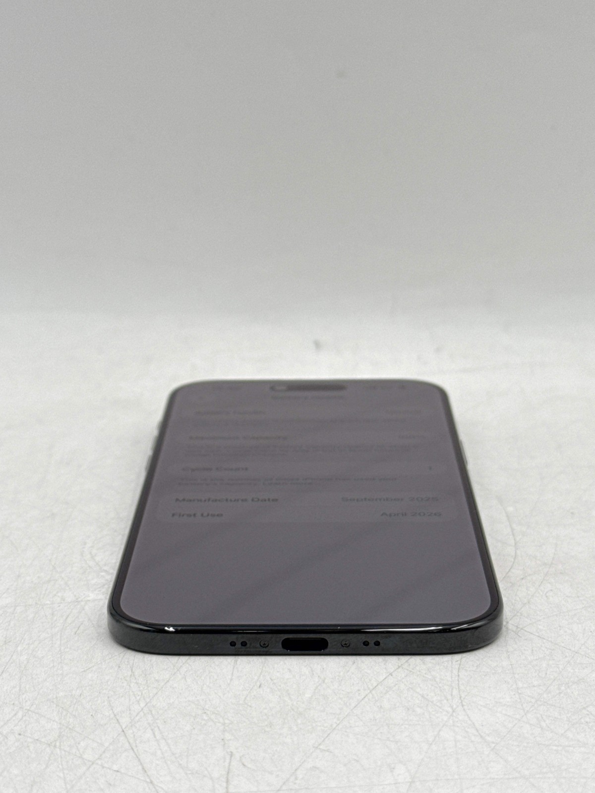 Apple iPhone 17 Air 256GB Space Black TracFone – Open Box
