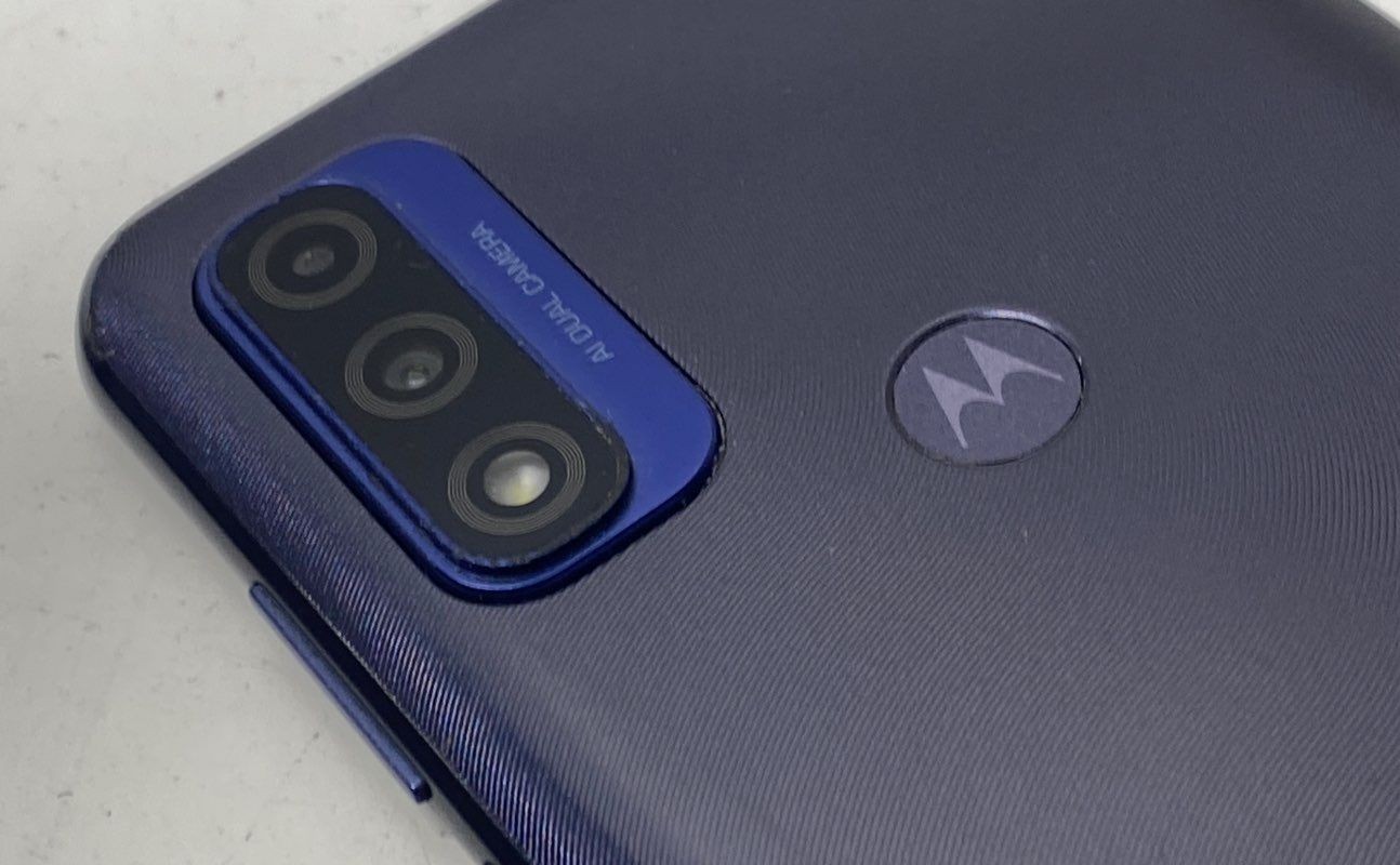 Motorola Moto G Pure Smartphone Blue Tested Factory Reset Cracked Screen