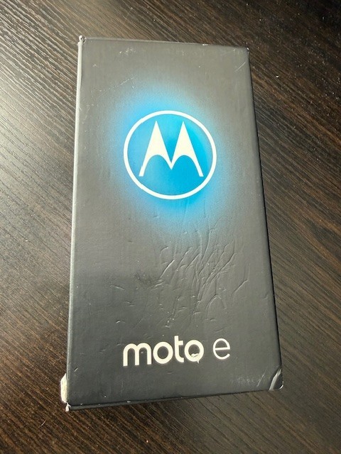 Motorola Moto E 2020 32GB Midnight Blue Factory Sealed Unlocked Phone