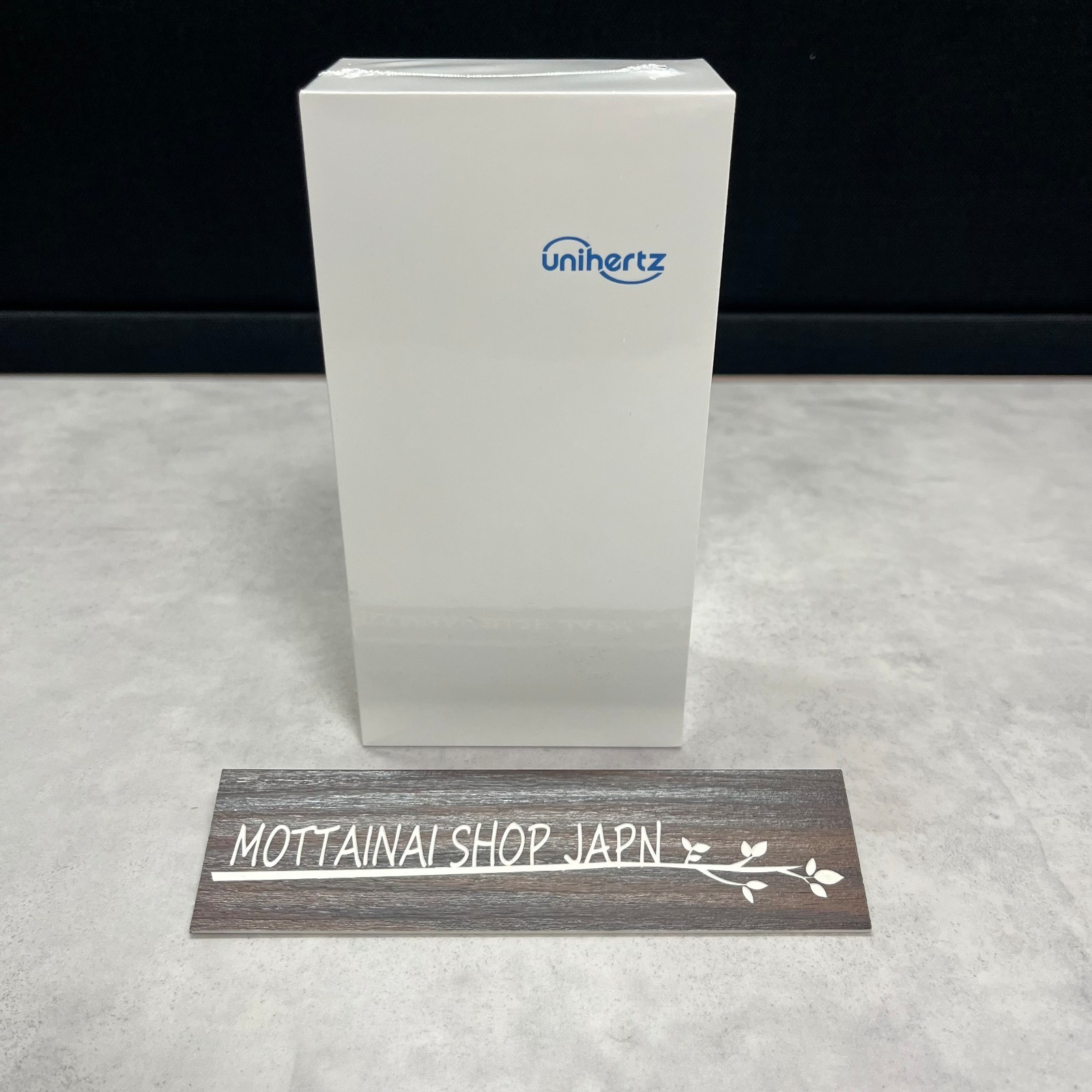 Unihertz TITAN Slim QWERTY Keyboard Smartphone 256GB Android Sim Free New Japan