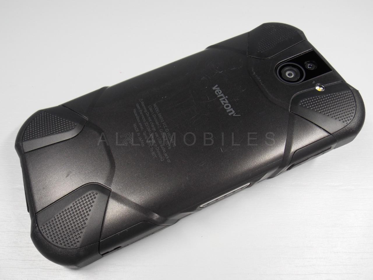 Kyocera DuraForce Pro 2 E6910 64GB Verizon 4G LTE Smartphone Bundle