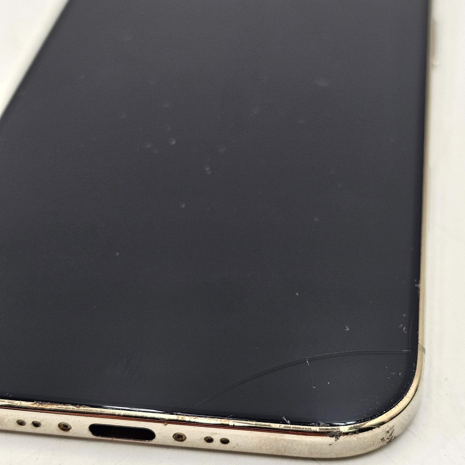 Broken Unlocked Apple iPhone Air 256GB MG1A4LL/A Read