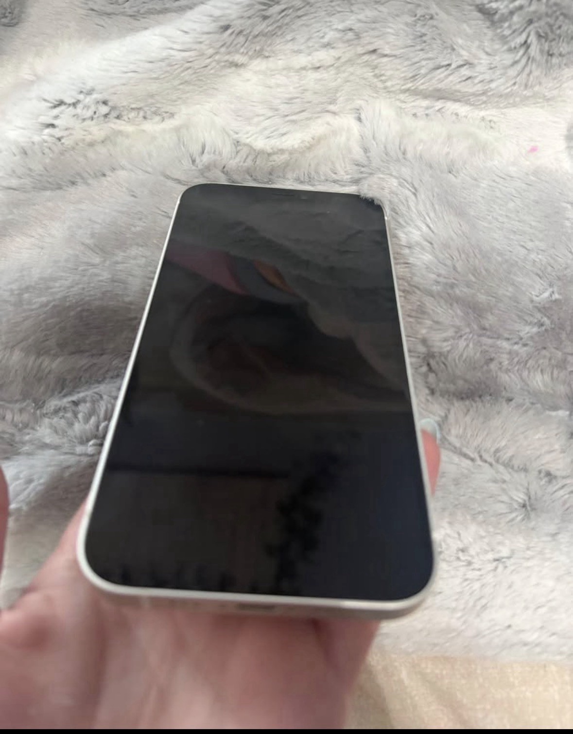 Apple iPhone 12 128GB White Unlocked iOS Smartphone 5G Wi‑Fi Bluetooth GPS