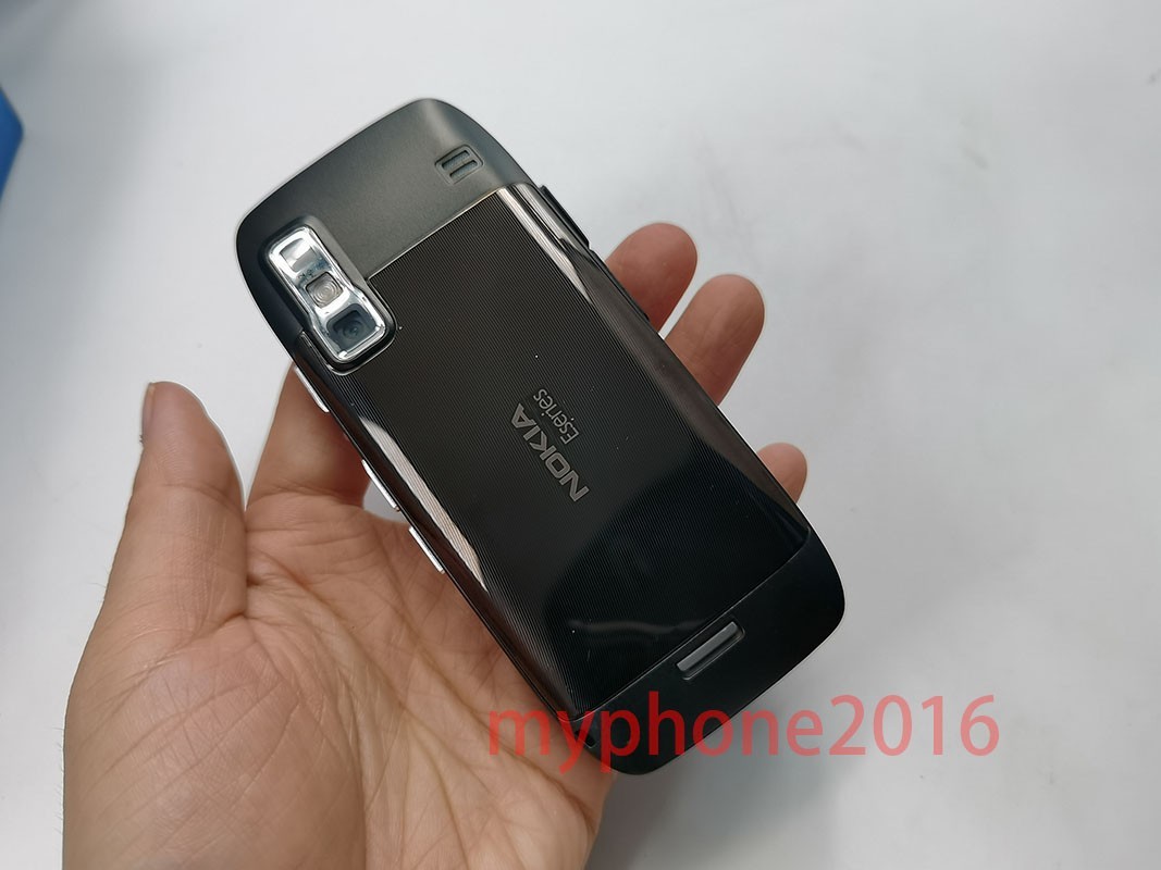 Nokia E75 3G HSDPA Wi-Fi Bluetooth GPS Radio QWERTY 2.4″ Slider Phone
