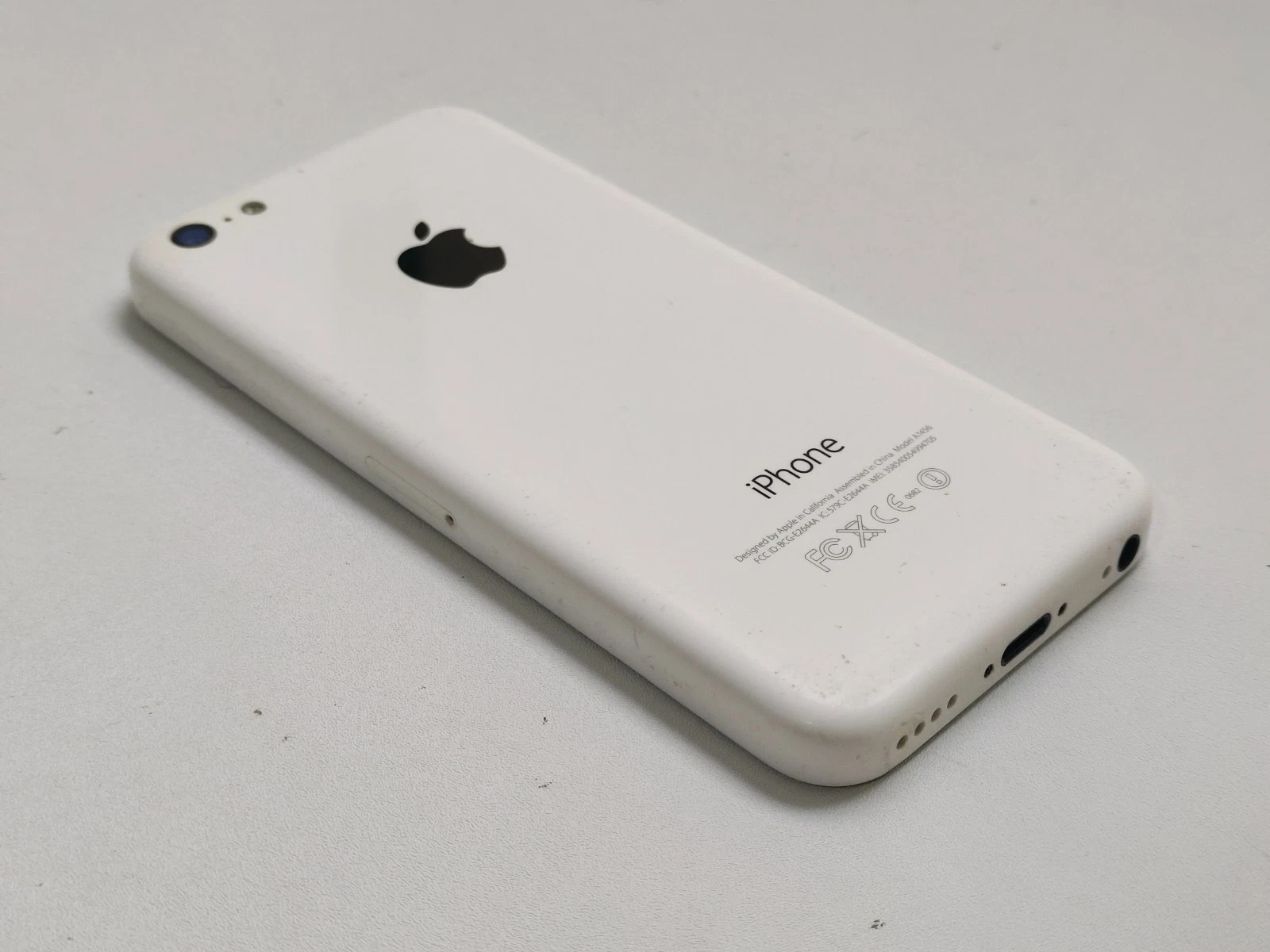 Apple iPhone 5c – 8-16-32B Factory UNlocked(any carrier) 4” 8MP Good Gift