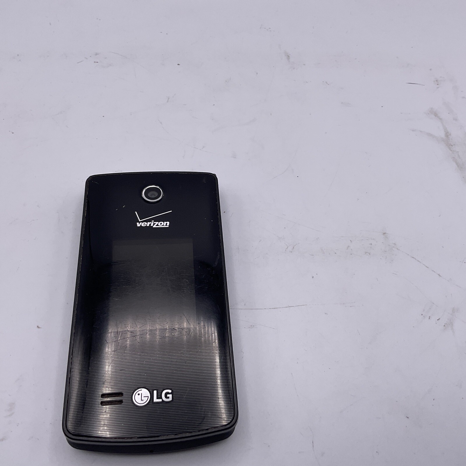 LG VN210 512 MB Black Verizon Flip Phone 0226