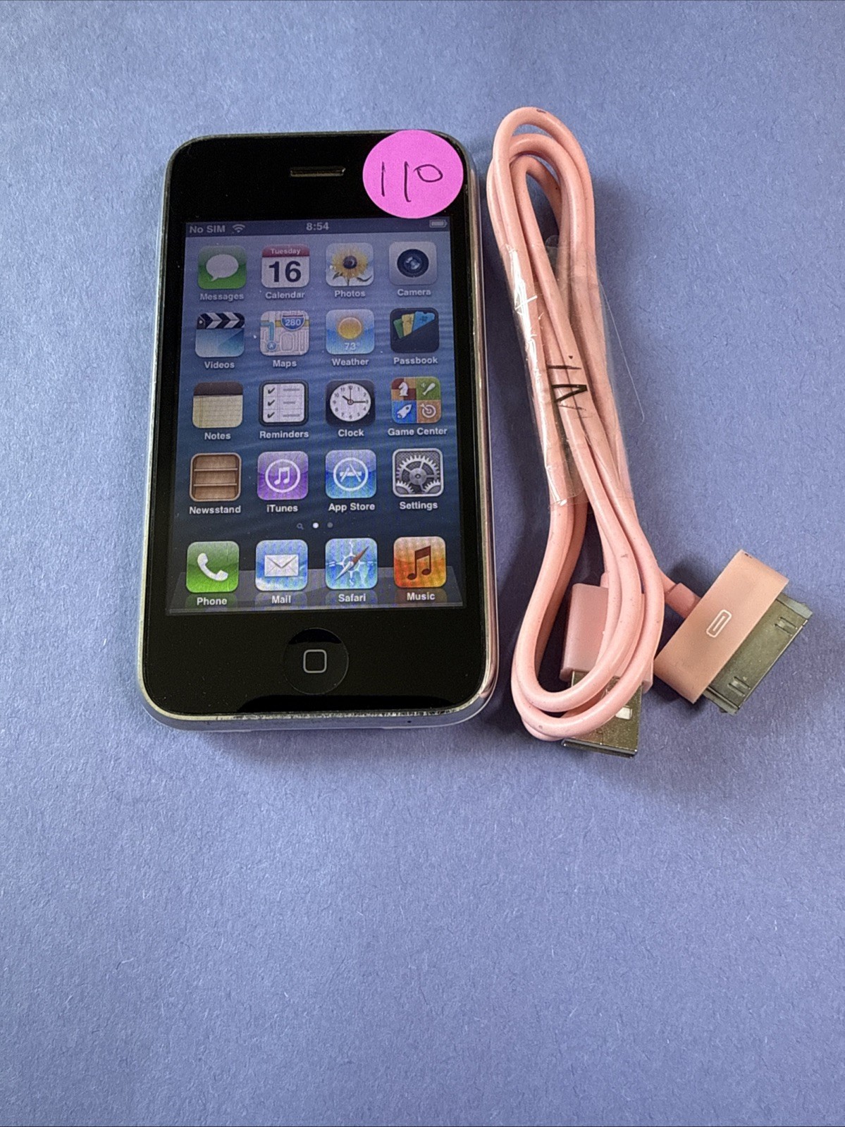Apple iPhone 3GS 32GB AT&T) A1303 (GSM) Collectible