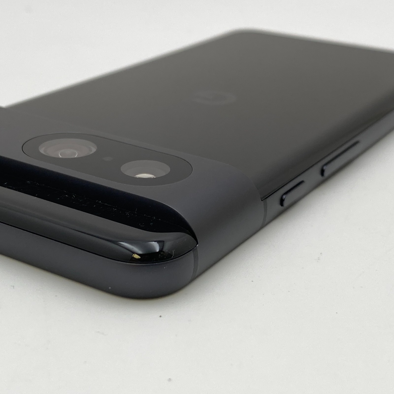 Google Pixel 8 – 128GB – Obsidian (Unlocked/T-Mobile) – Good Condition