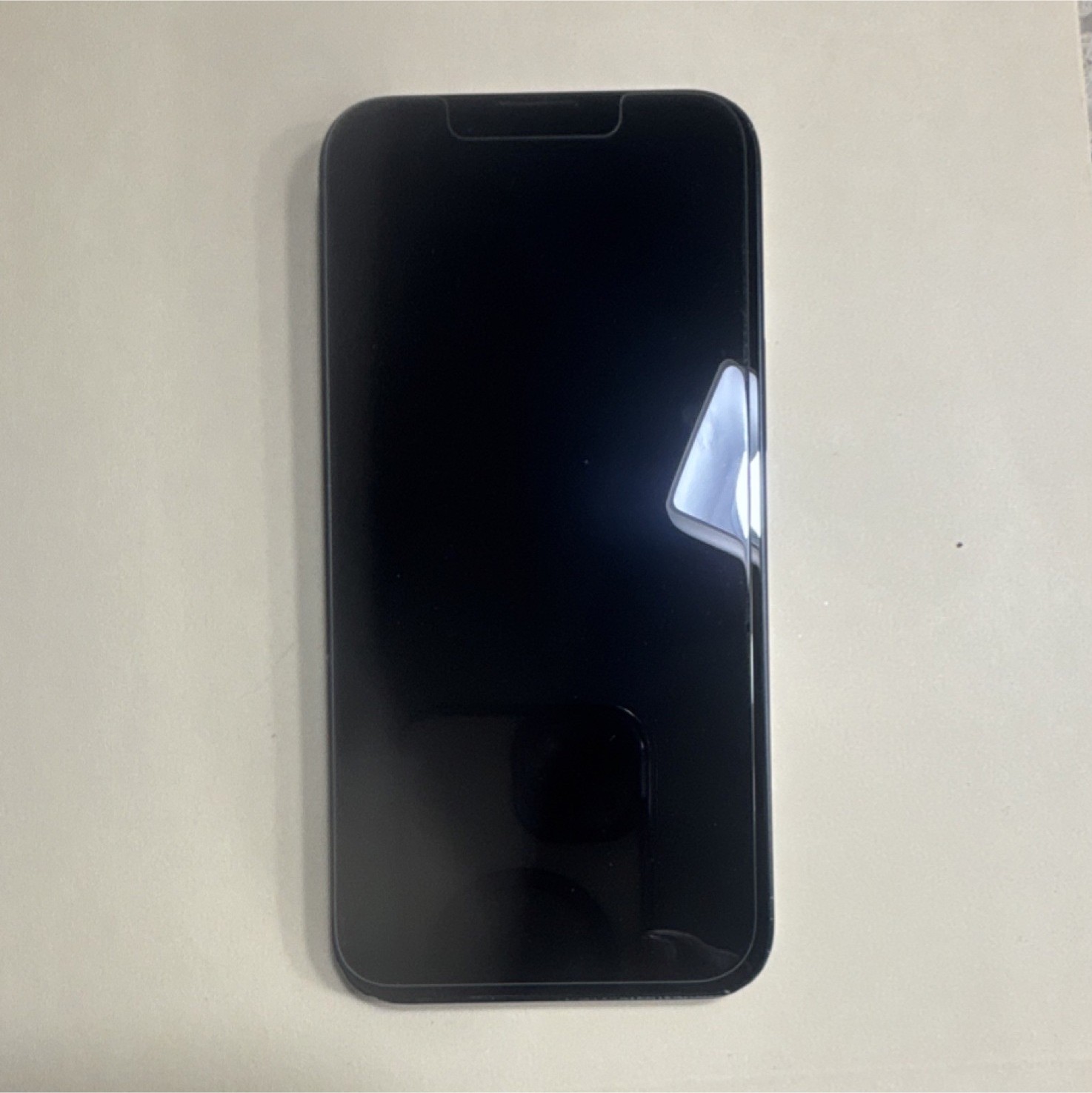 Apple Black Smartphone Dual Rear Cameras Bar Style Sleek Design