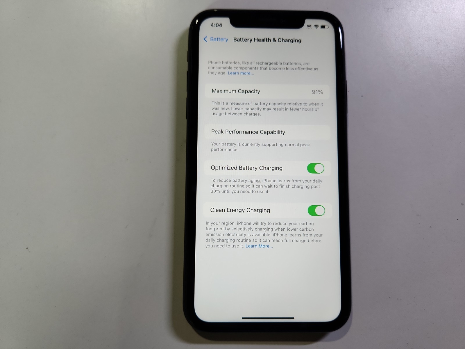 Apple iPhone XR A1984 64GB Factory Unlocked Clean IMEI Batt = 91% iOS 16.3 *RARE