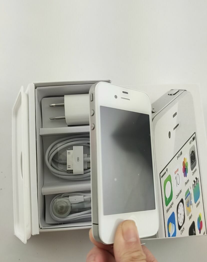 Apple iPhone 4s – 16GB – Black/white (Unlocked) A1387 (CDMA + GSM) IOS6 Sealed