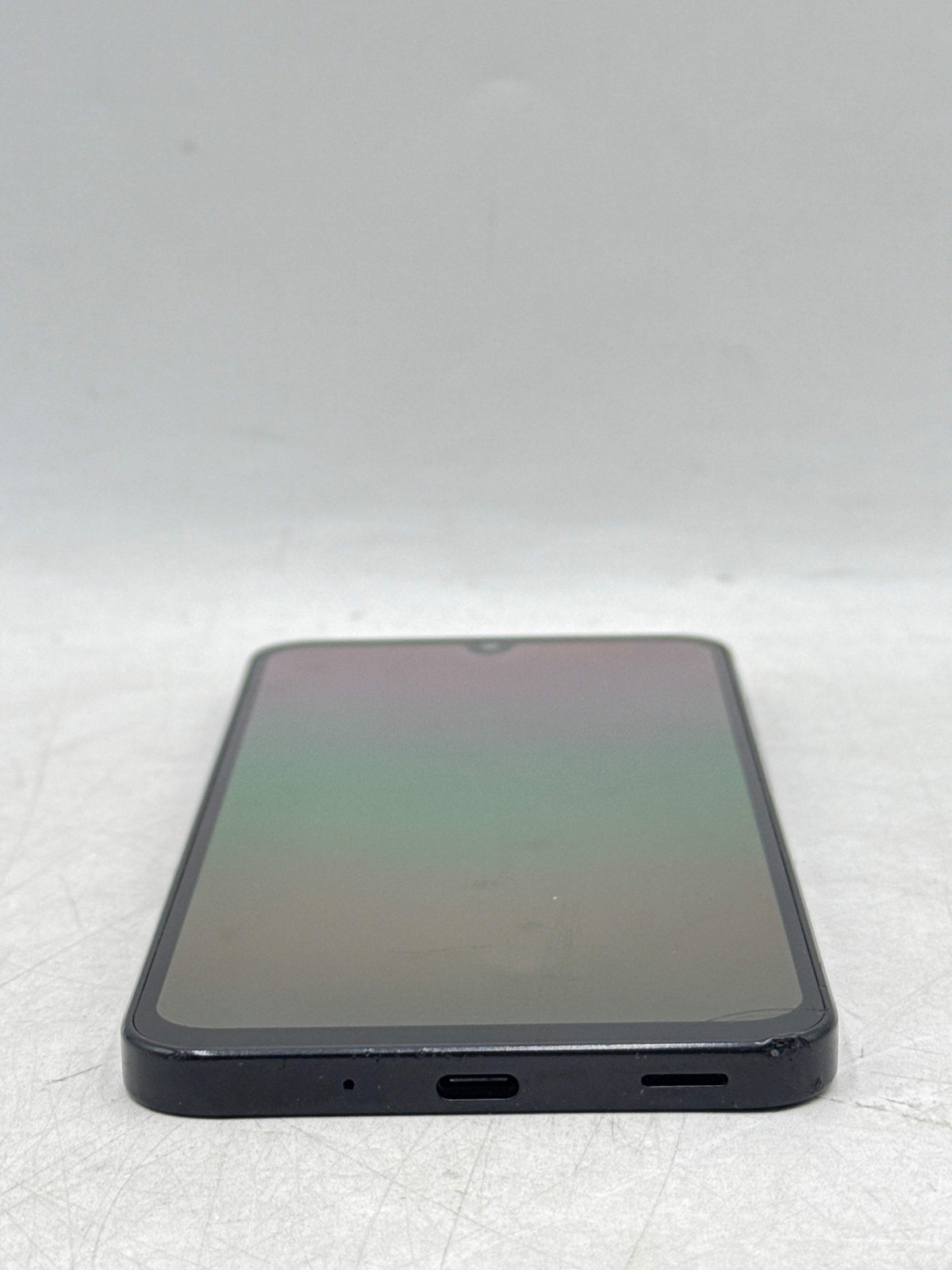 T-Mobile Samsung GALAXY A17 4GB RAM 128GB SM-A176U – Cracked