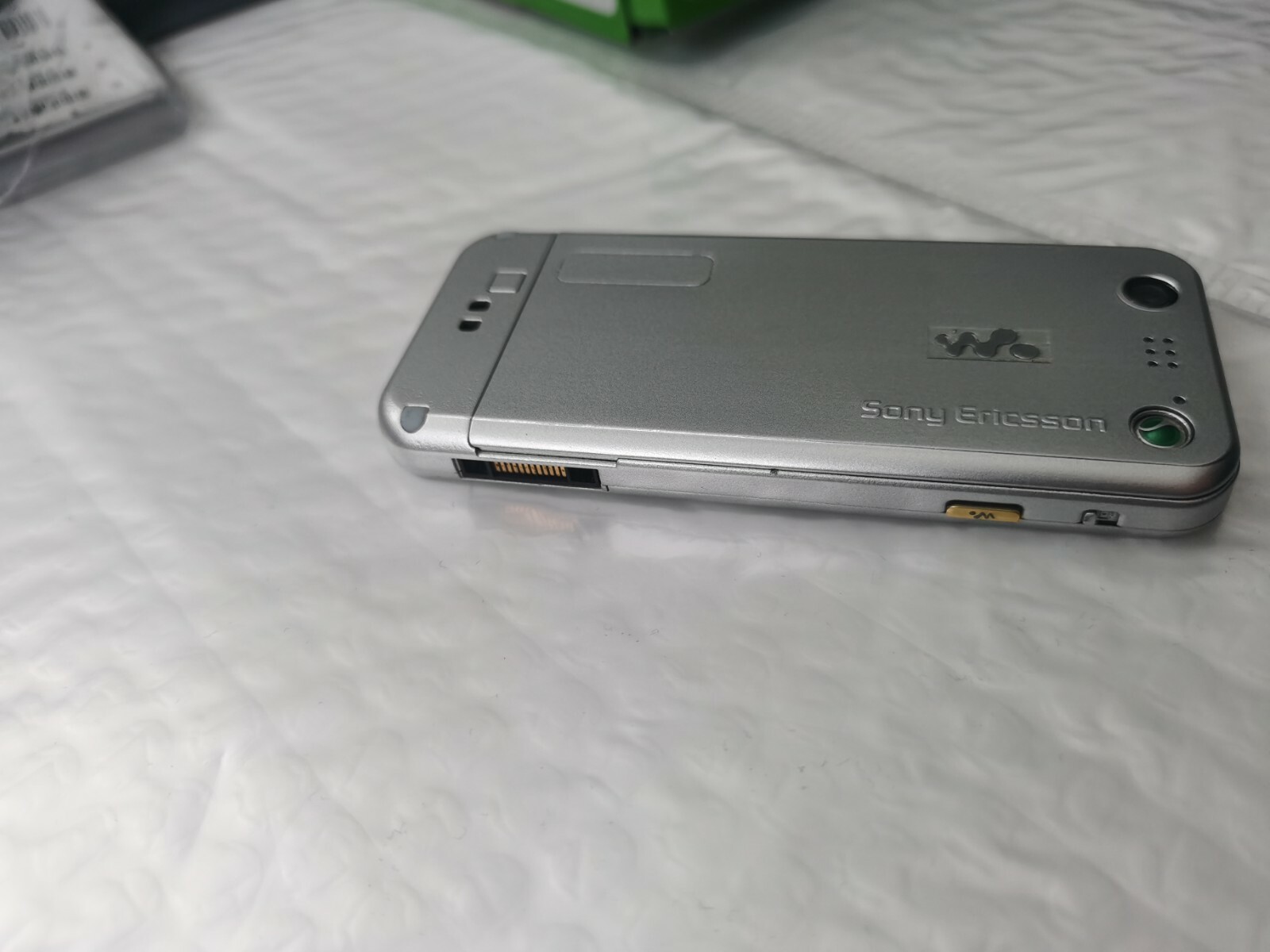 Sony Ericsson W890