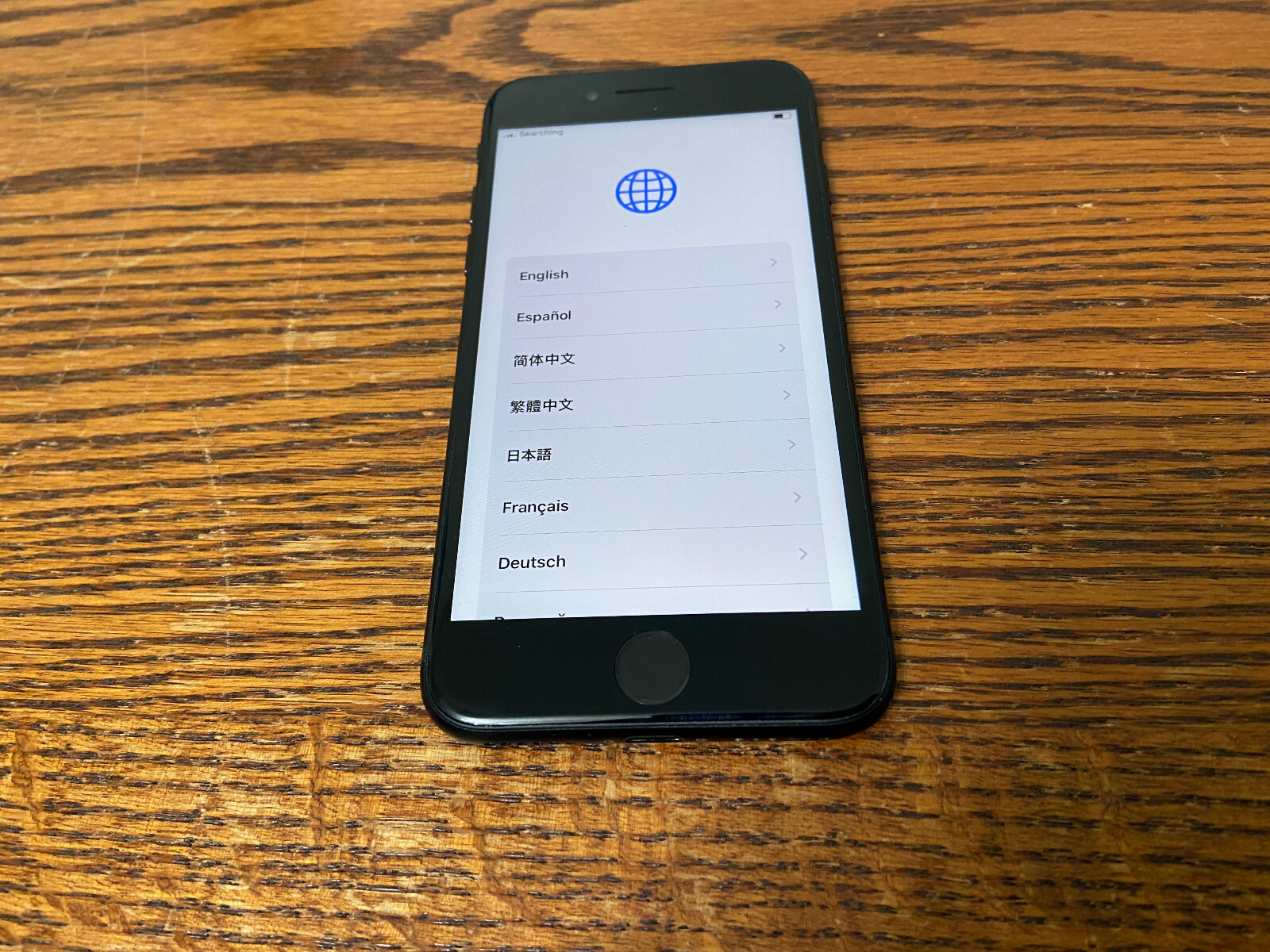 Apple iPhone SE 3rd Gen (A2595) 64GB (Unlocked). Good Condition.