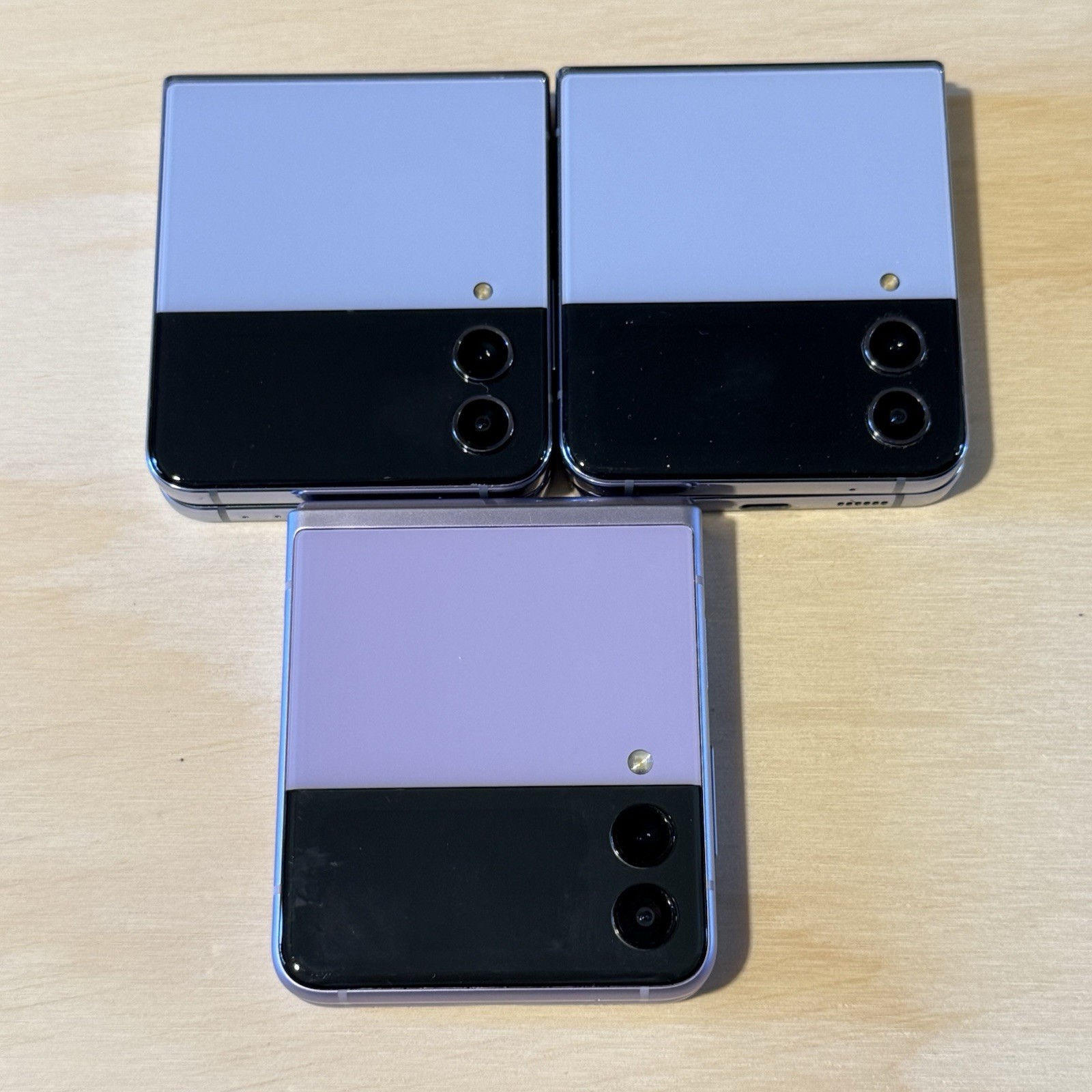 3-Samsung Galaxy Z Flip3 Purple/Blue BROKEN Inside Screens For Parts/Repair-Only