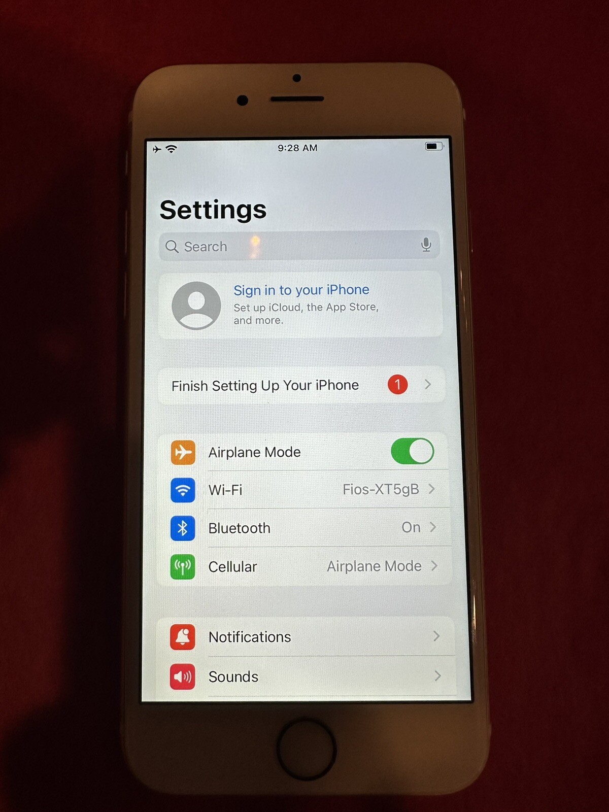 Apple iPhone 6s – 16GB – Gold (Verizon) A1688 (CDMA + GSM) And Android Tablet