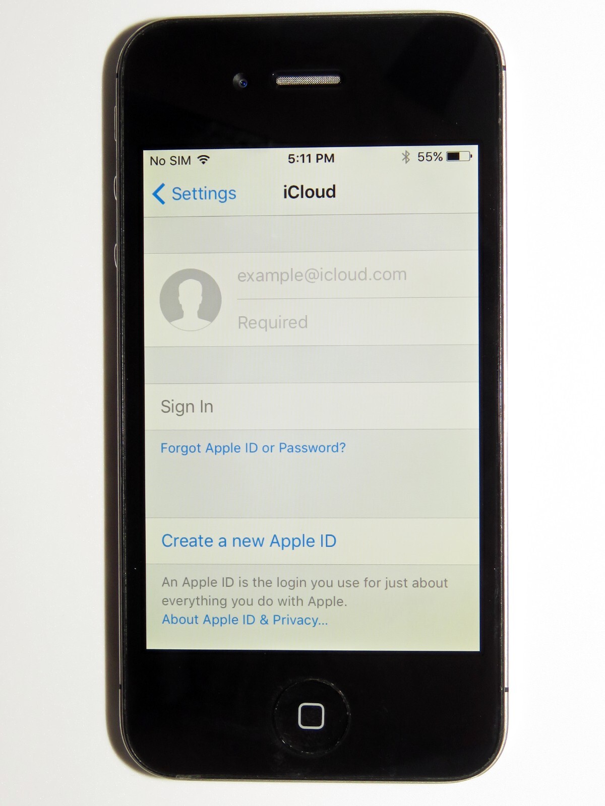 Apple iPhone 4s – 8GB – Black (Unlocked) A1387 (CDMA + GSM)