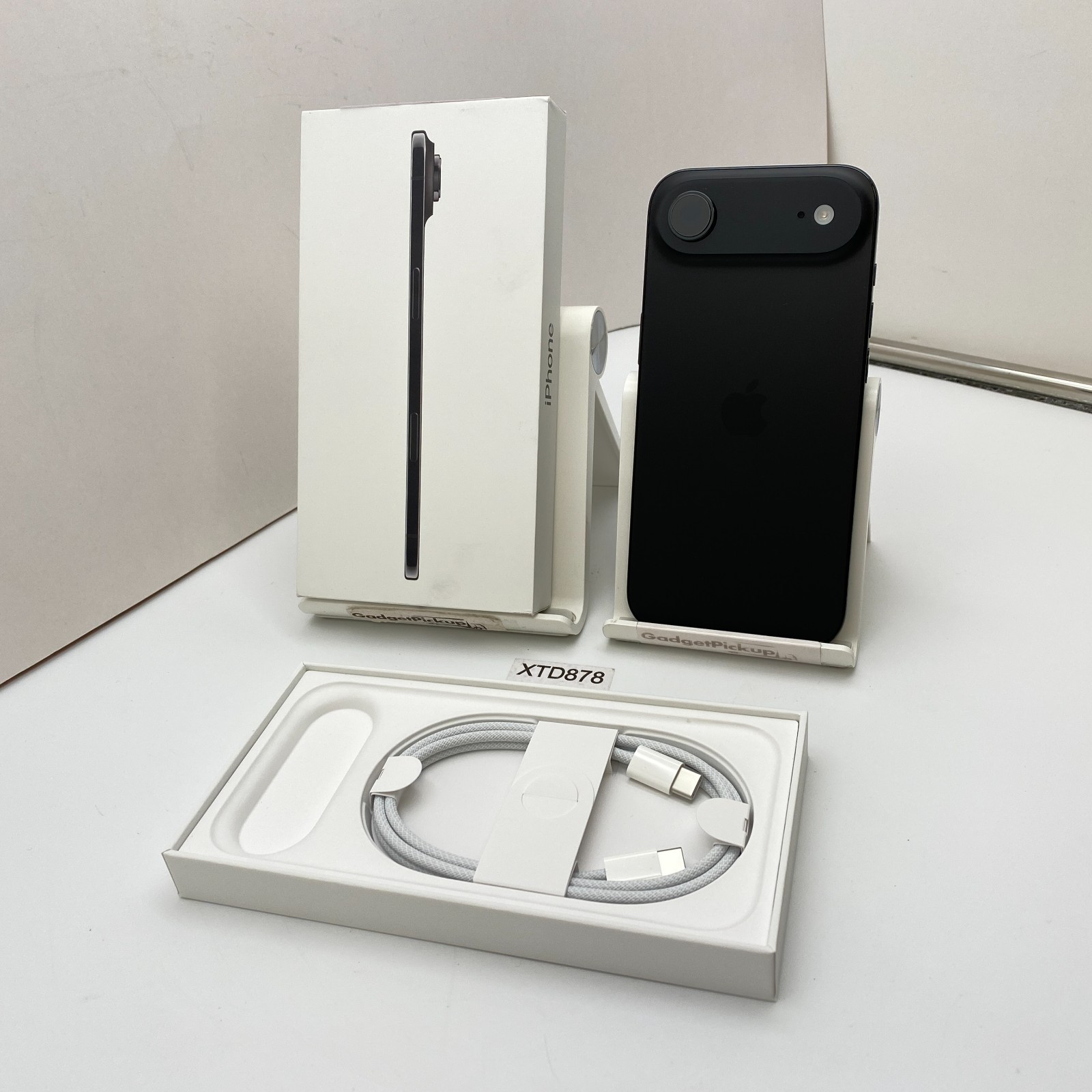 Apple iPhone Air – 256GB – Space Black (Unlocked) – Open Box