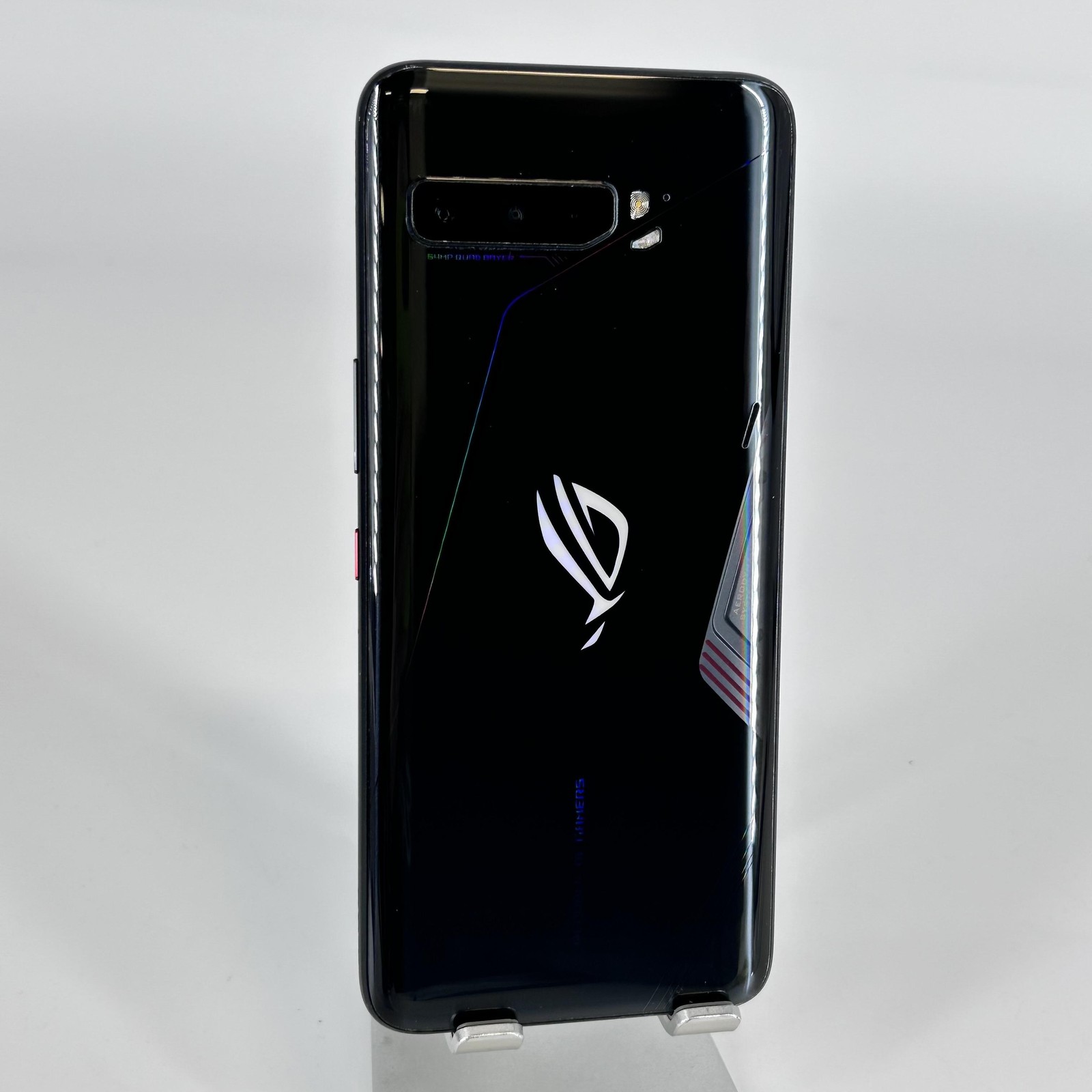 ASUS ROG Phone 3 Black 12GB RAM 512GB Unlocked – Good Condition
