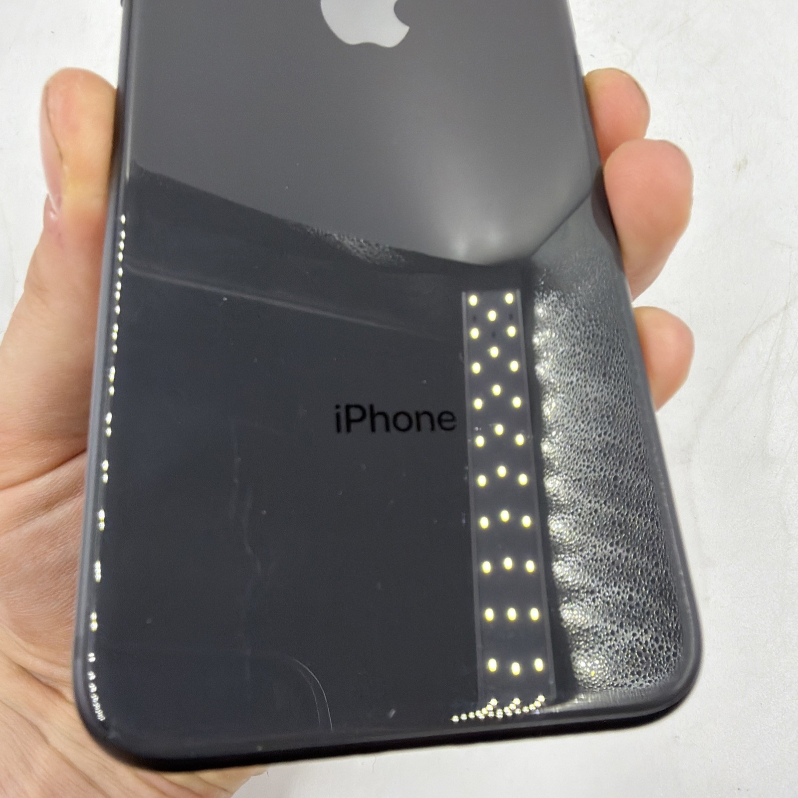 Apple iPhone 8 – 128GB – Gray – AT&T – A1905 – IOS 13.5.1 – 100% Battery