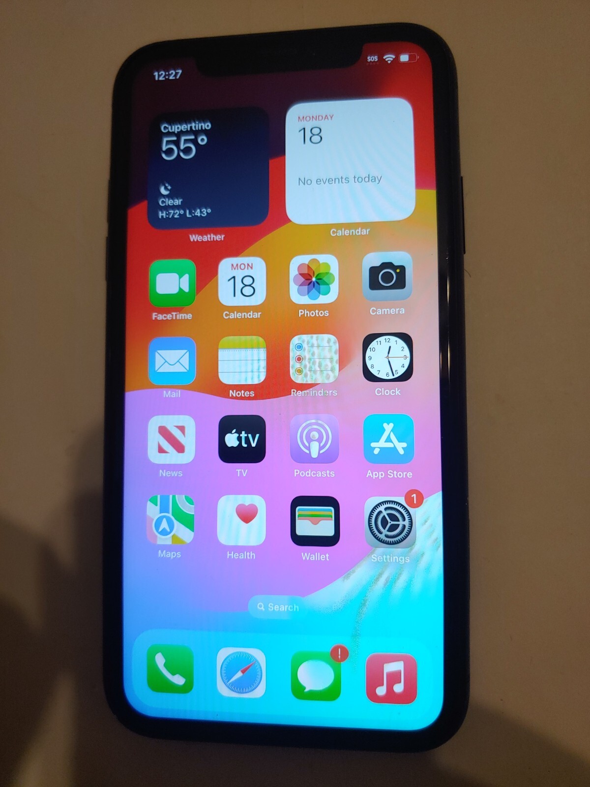 Cracked Back Apple iPhone XR 64GB Black A1984 (CDMA + GSM) Factory UNLOCKED