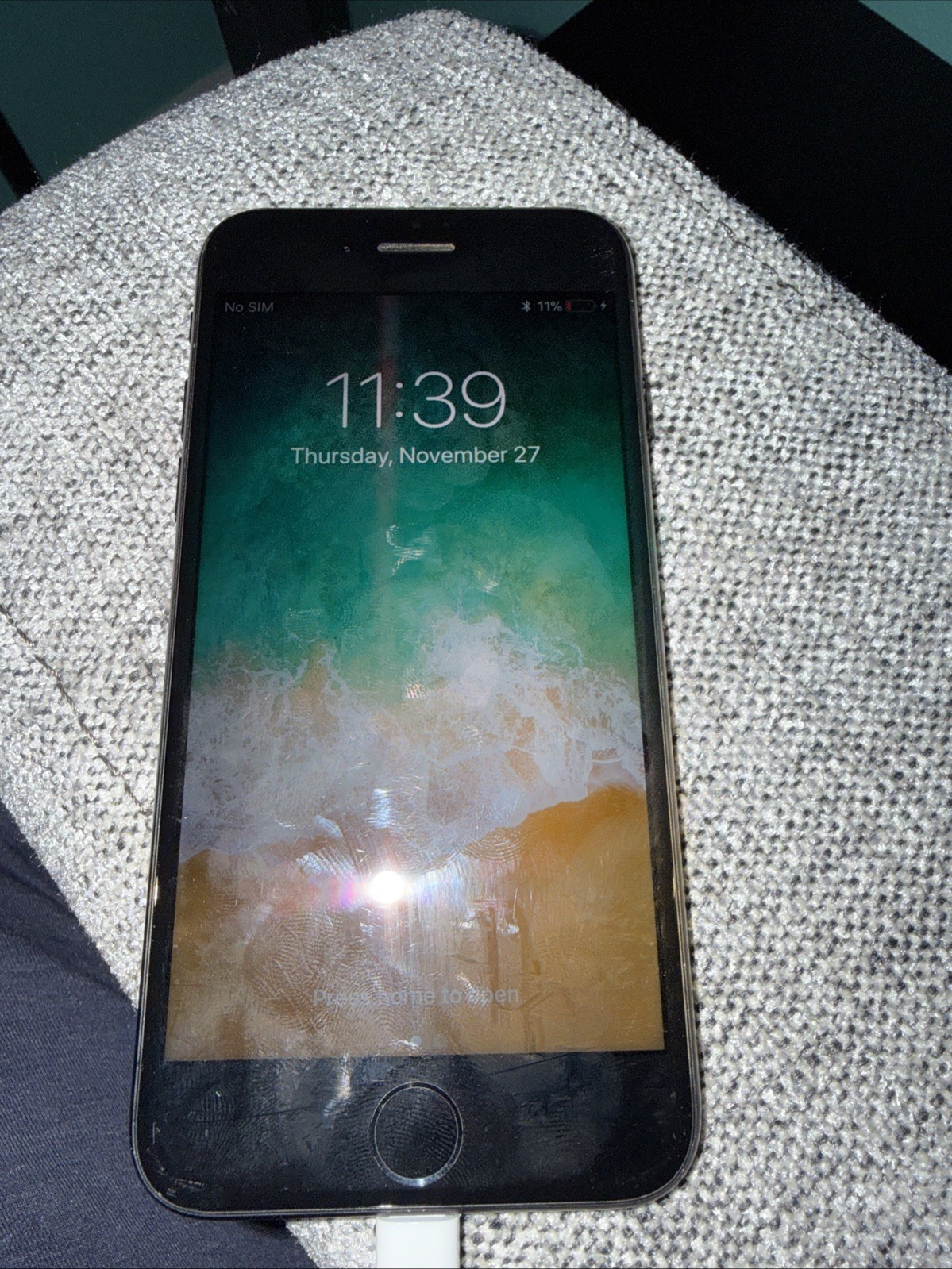 iPhone 7 32 Gig Locked To AT&T Ios 11.2.5 95% Bh Read Desc!