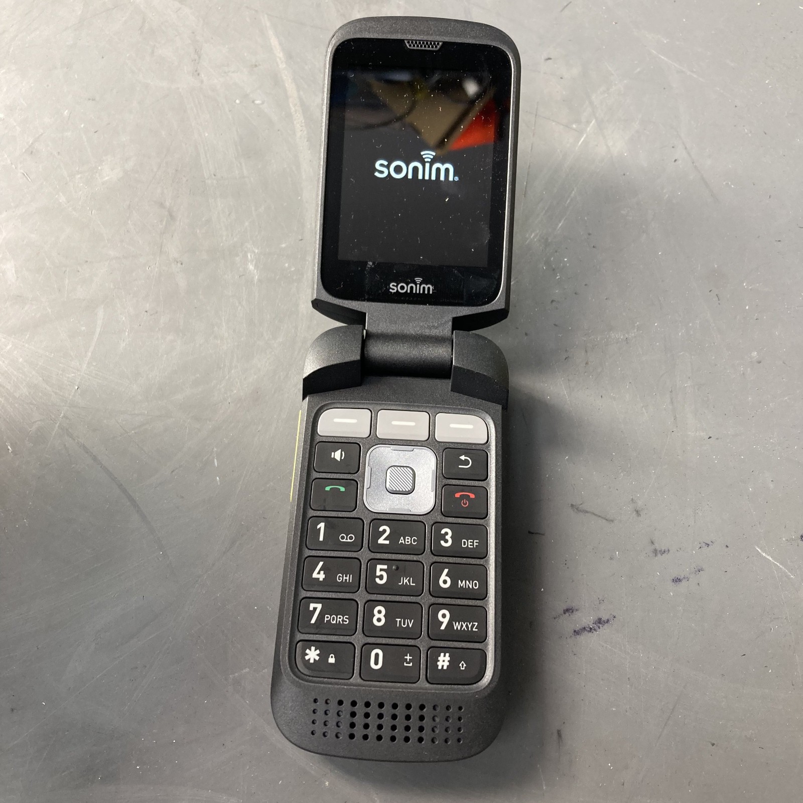 Sonim XP3 Plus XP3900 T-Mobile 4G LTE 8MP Ultra Rugged Flip Phone 16GB T-Mobile