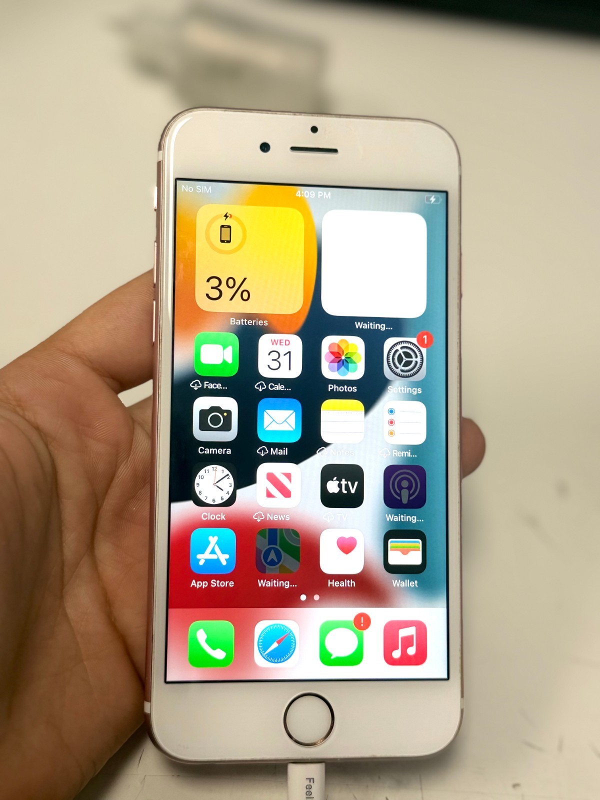 Apple iPhone 6s -SILVER – Unlocked – 64GB – Good Quality – AT&T T-Mobile Verizon