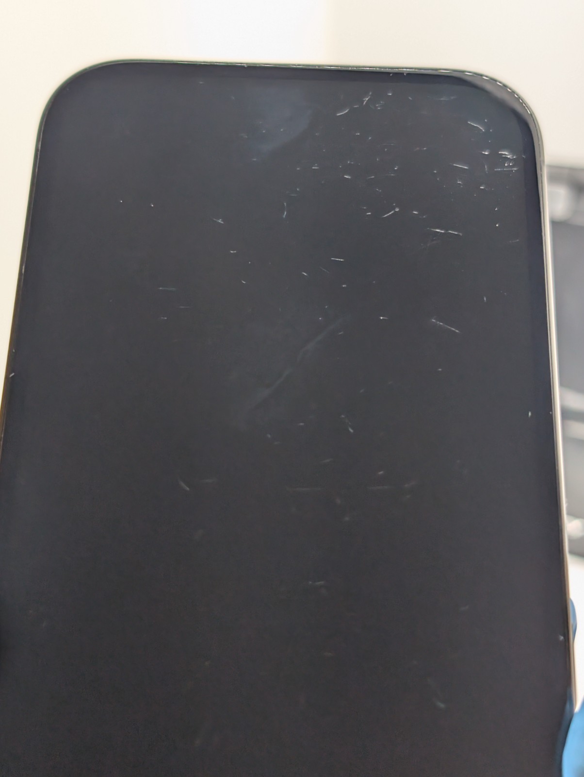 Apple iPhone 16 – 128 GB – Black (Metro) (Minor Scratching) ~085~