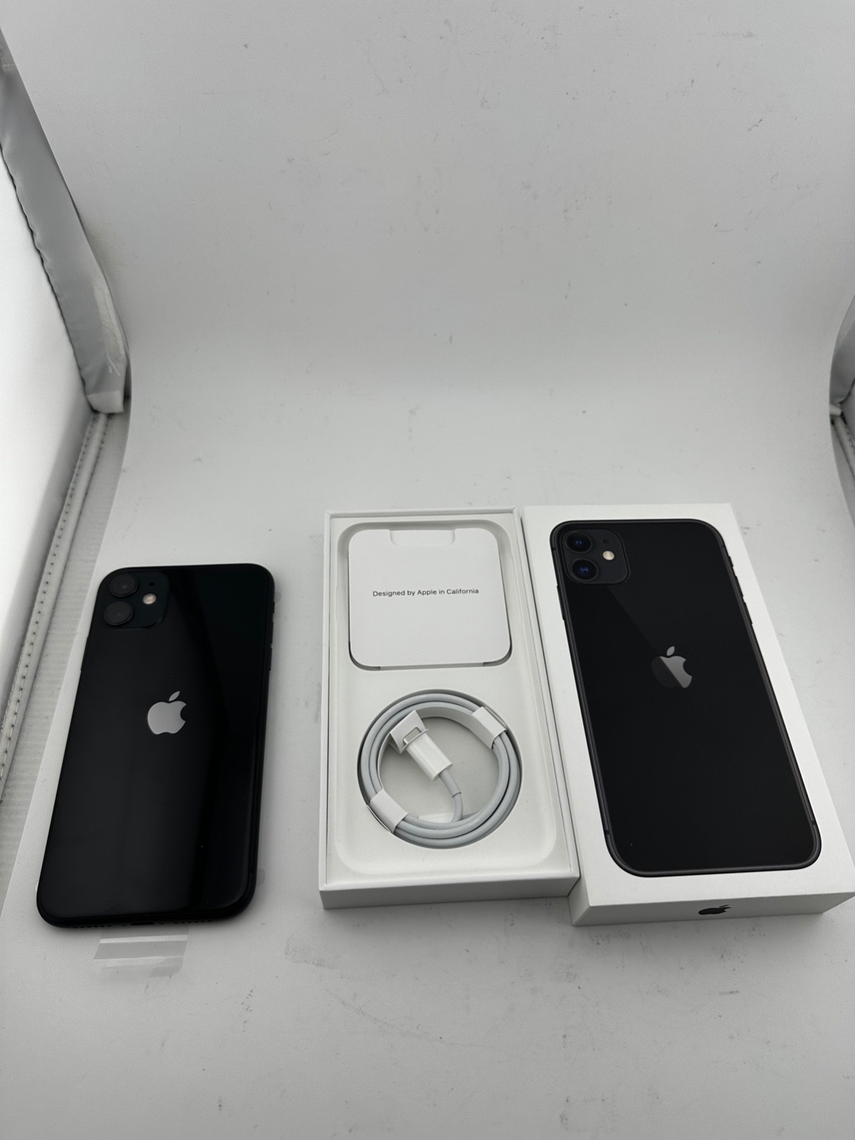 Apple iPhone 11 -64GB – Black (Unlocked) – OPEN BOX – Battery health 100%