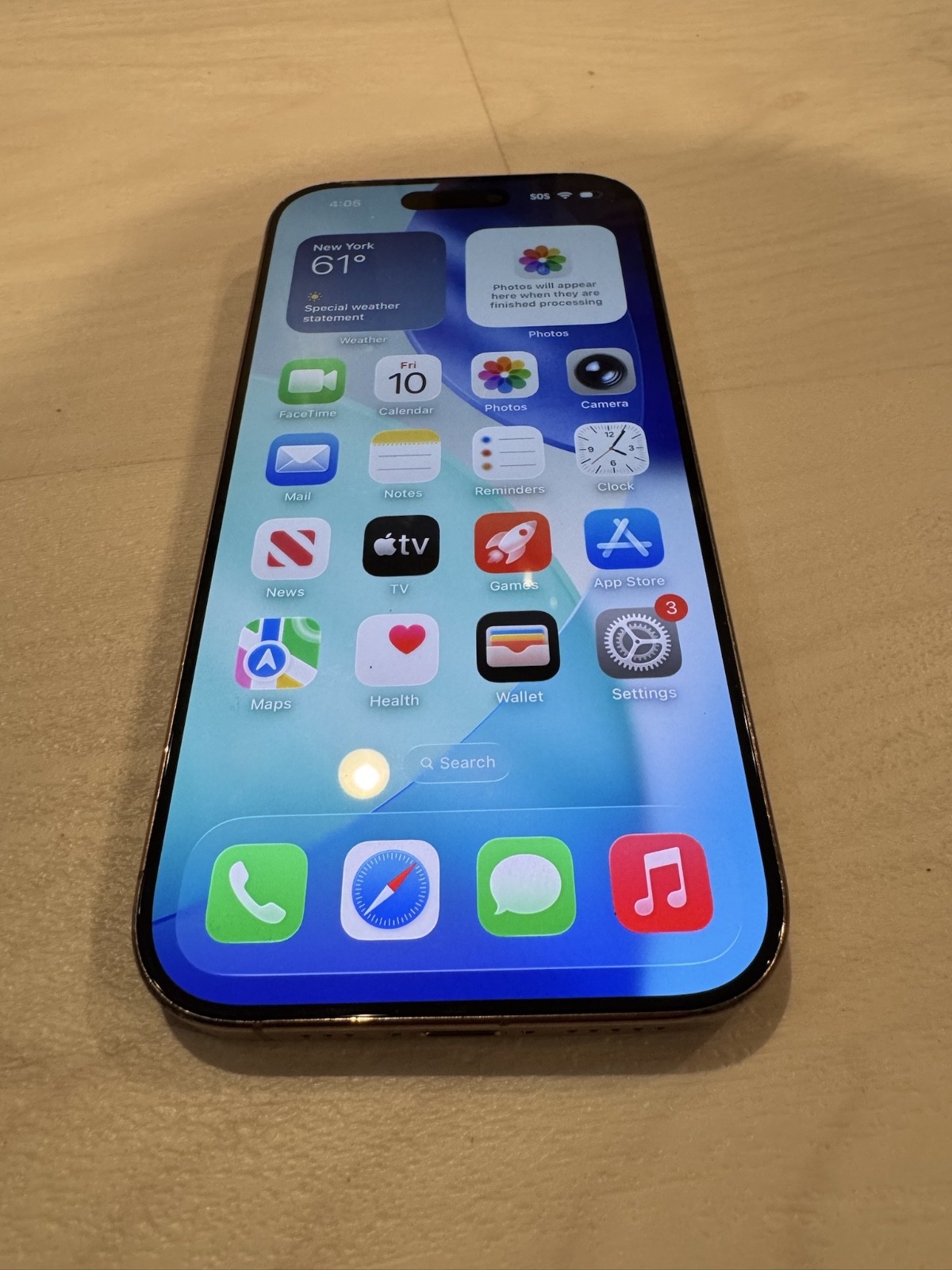 Apple iPhone 16 Pro – 128 GB – Desert Titanium (AT&T) Fully working