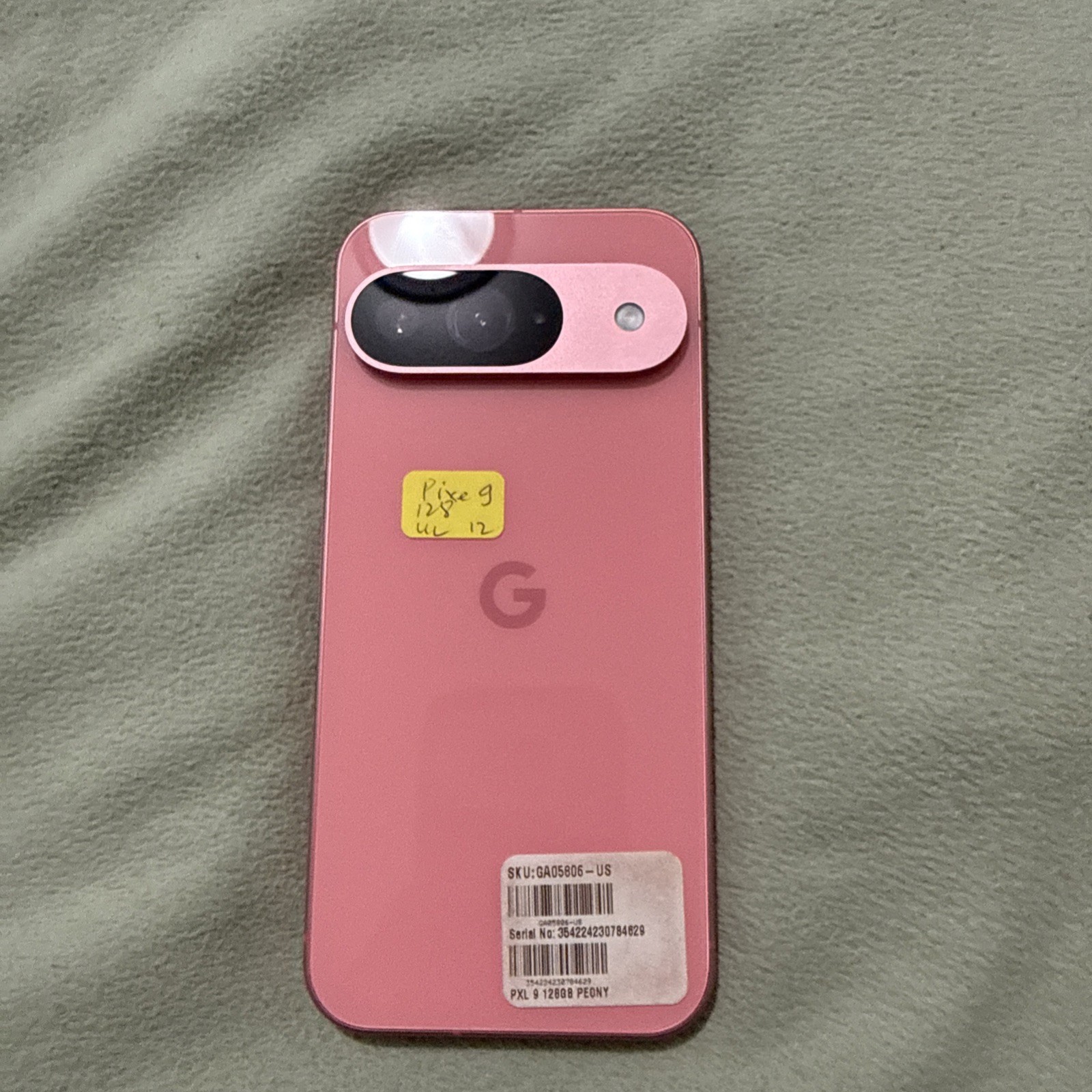 Google Pixel 9 – 128GB – Pink Peony (Unlocked) – Screen Shadow LCD