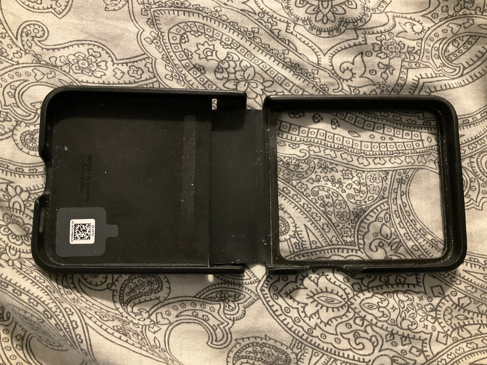 Samsung Galaxy Z Flip5, 256 GB, Graphite (Unlocked), Excelent Internal screen
