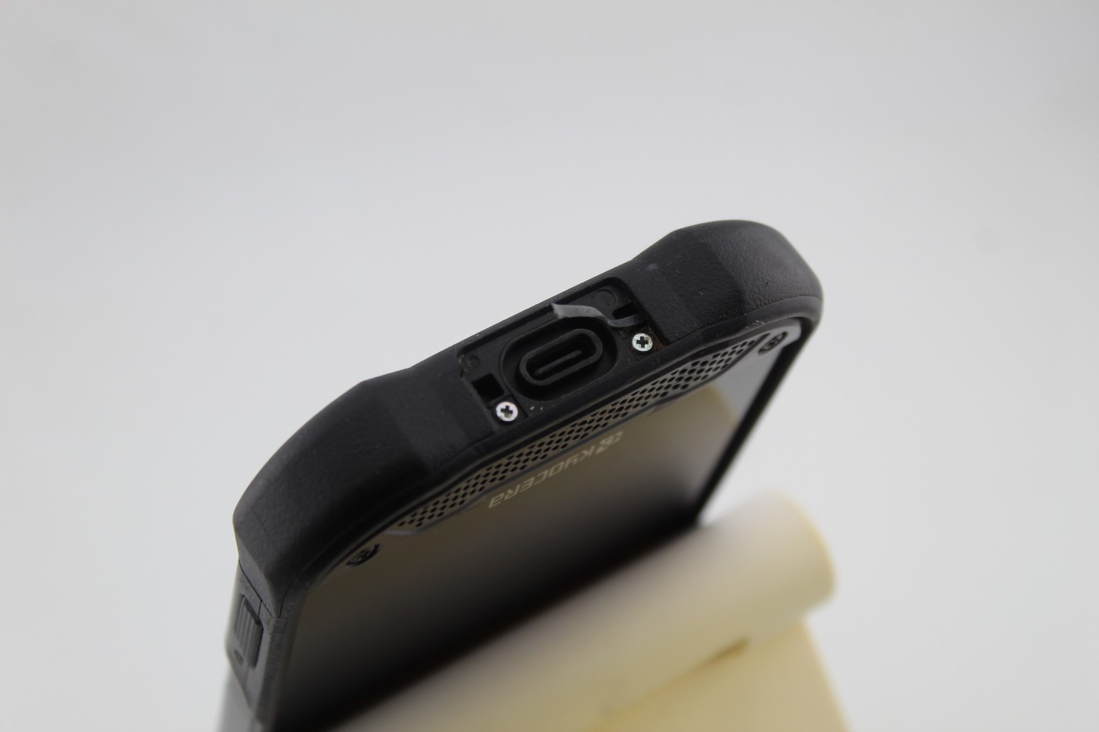 Fair Condition – Kyocera DuraForce Pro 2 64GB (Verizon ONLY) – Free Ship – Notes