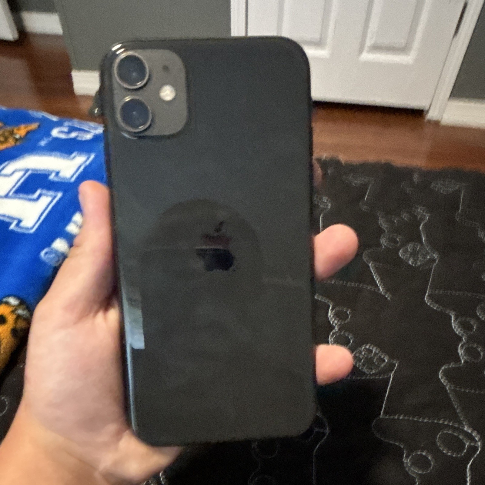 Apple iPhone 11 256GB Black Unlocked 6.1in iOS 12MP Wi-Fi BT A12