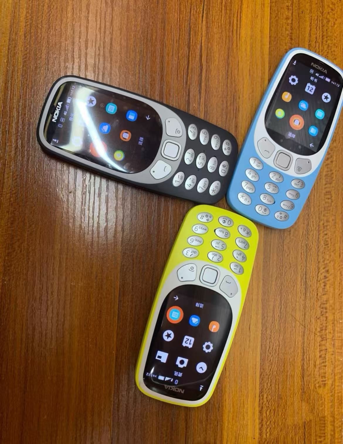 Nokia 3310 (2017) – Cellular Phone 3G Unlocked 2.0MP 2.4″