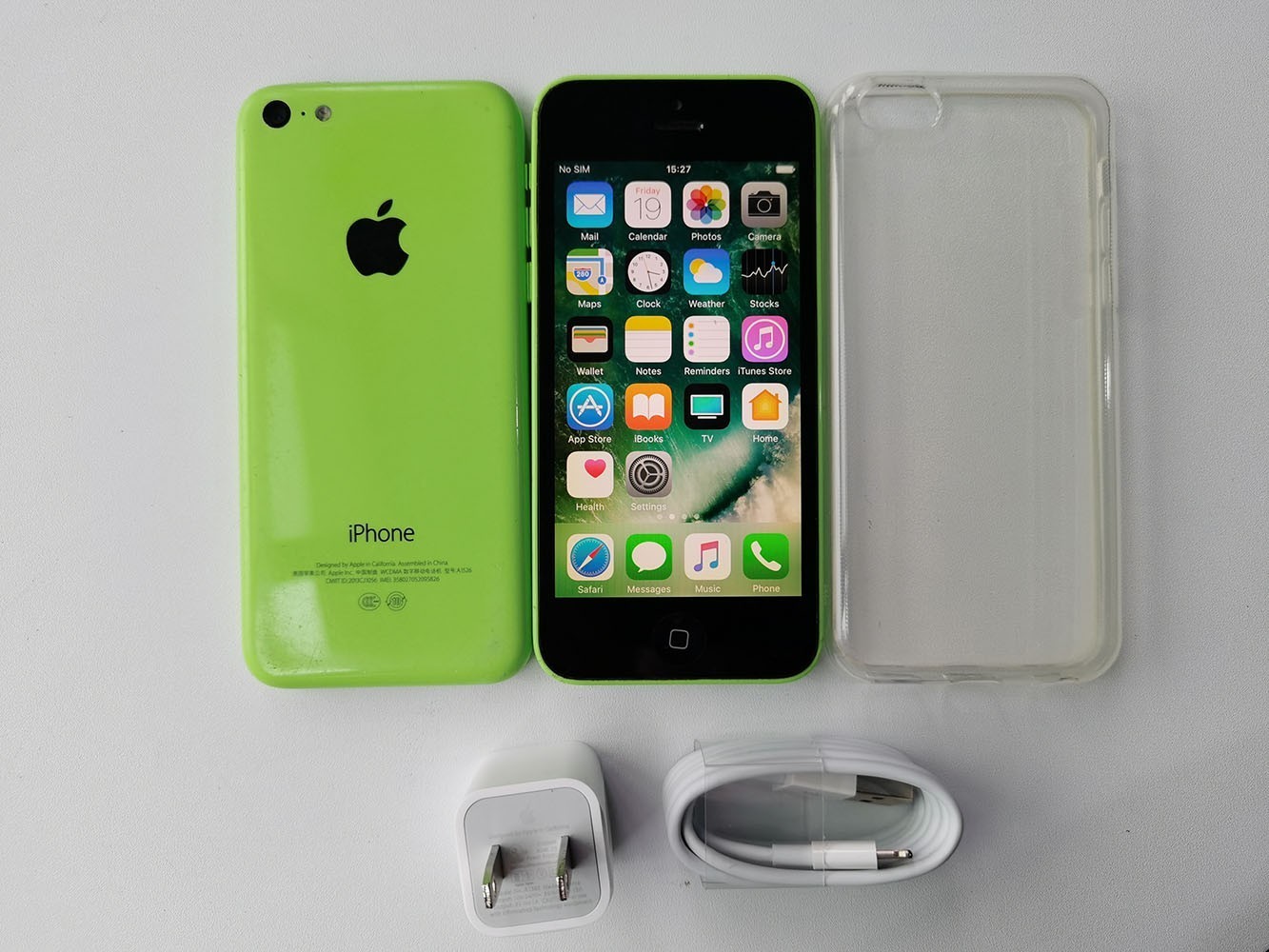 Apple iPhone 5c – 8 GB / 16 GB / 32GB – Green (Unlocked) 90% NE W