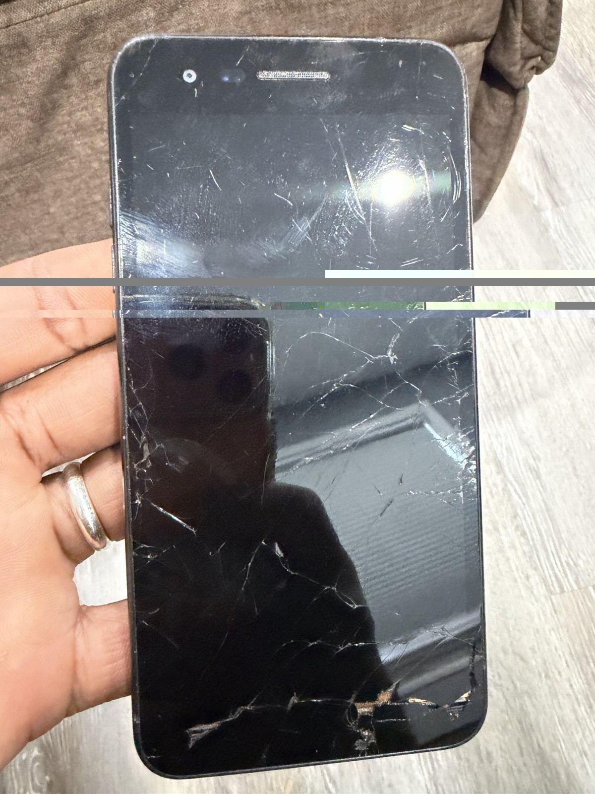 LG Stylo 4 Blackbar phone with power button missing