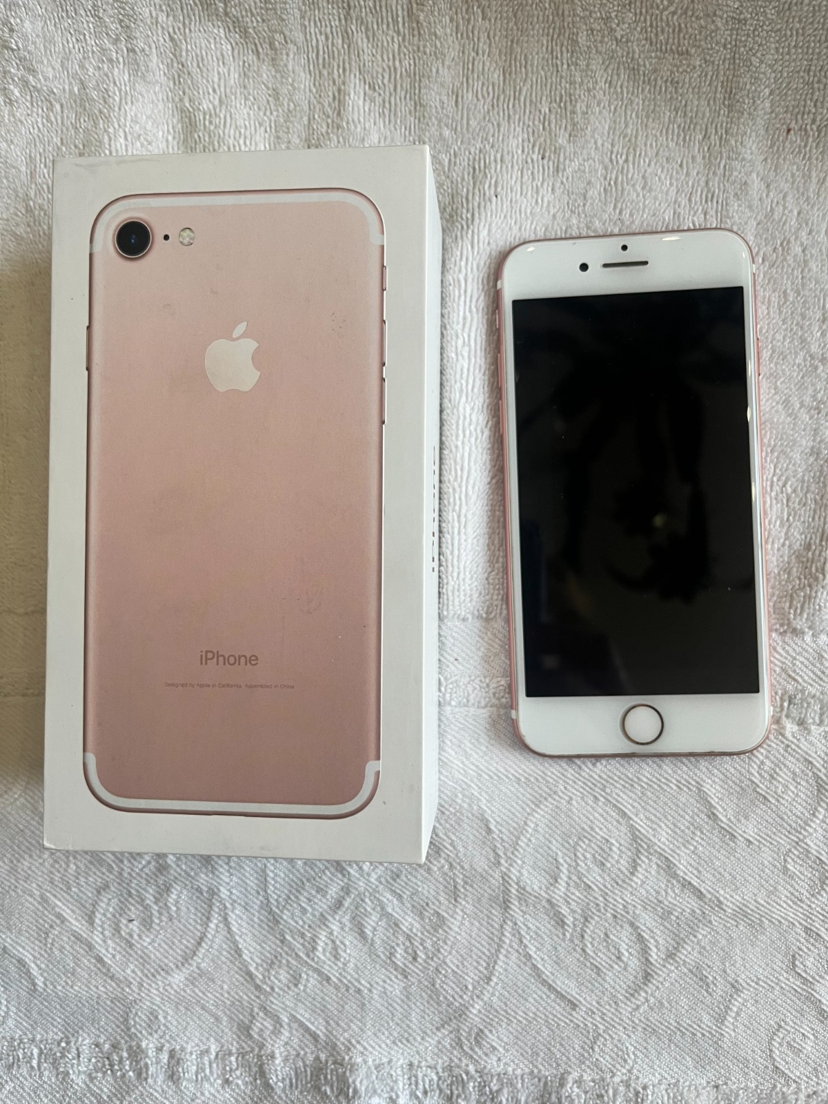 APPLE iPHONE 7 ROSE GOLD 128GB VERIZON–FULLY TESTED, UNLOCKED & IN VG CONDITION