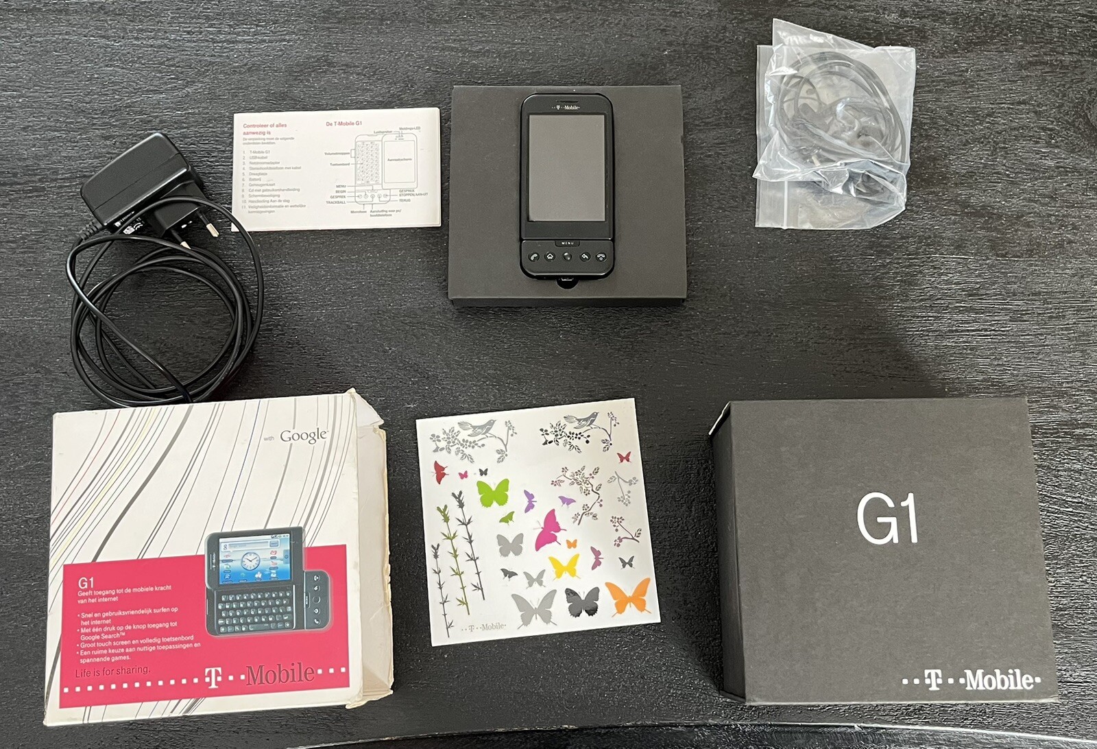 T-Mobile Google G1 Black complete in box