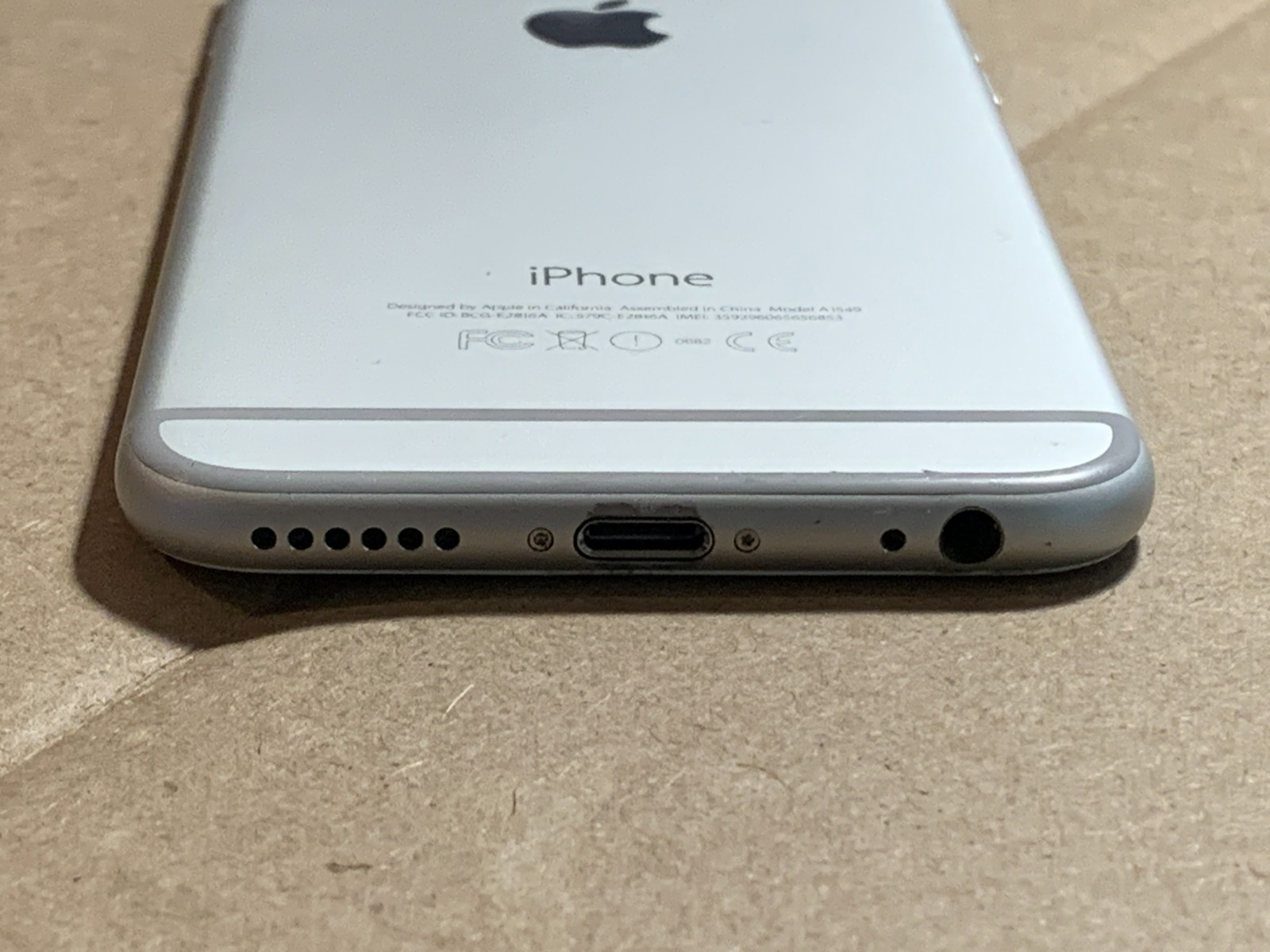Apple iPhone 6 – 16GB Silver (Unlocked) A1549 ios 11