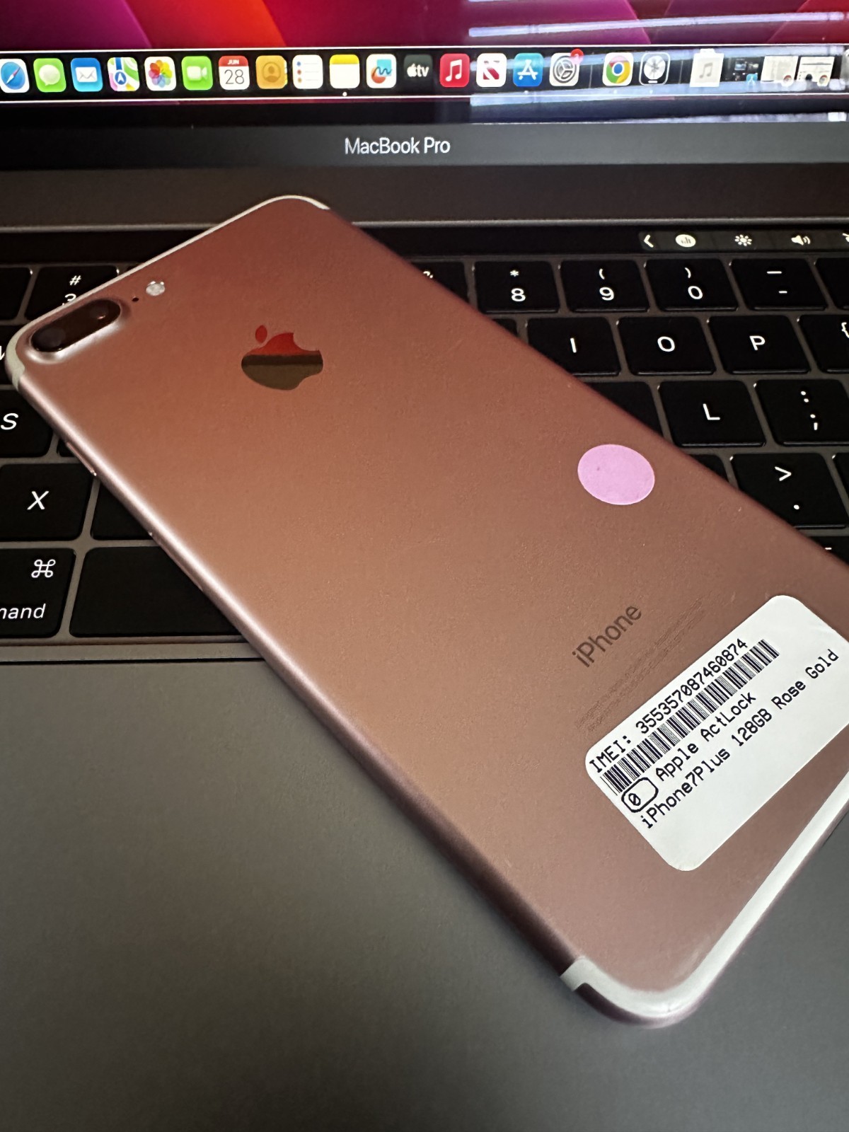 iPhone 7Plus – 128GB – Rose Gold (For Parts not working ) (QUICK SALE)