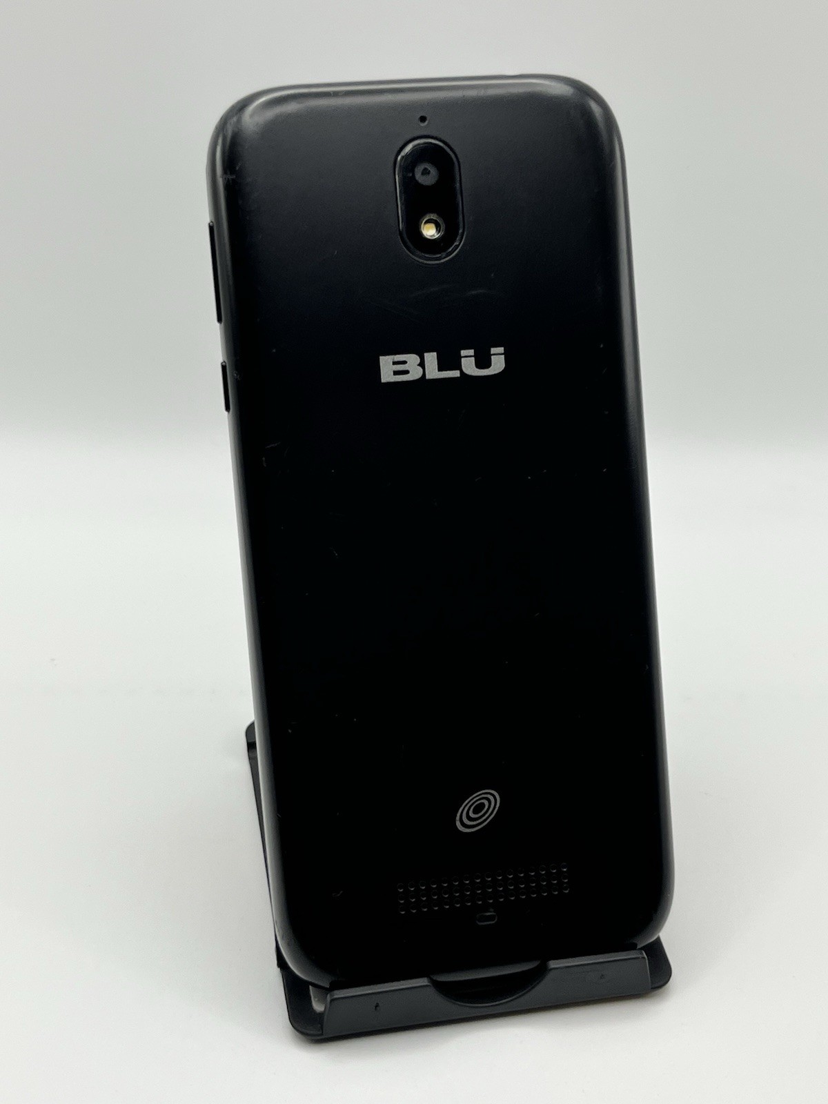 Blu View 2 Smartphone 32GB Black B131DL TracFone Only Good Condition for Parts