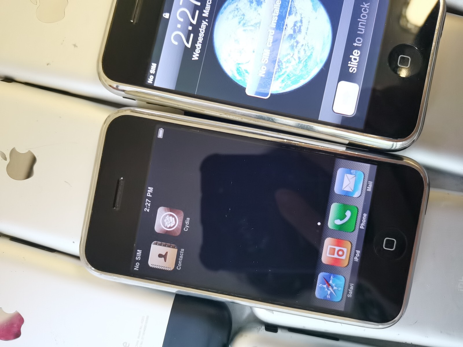 IOS 1.0 Apple iPhone 1st Generation 4/8/16GB A1203 (GSM) unlocked jailbreaked