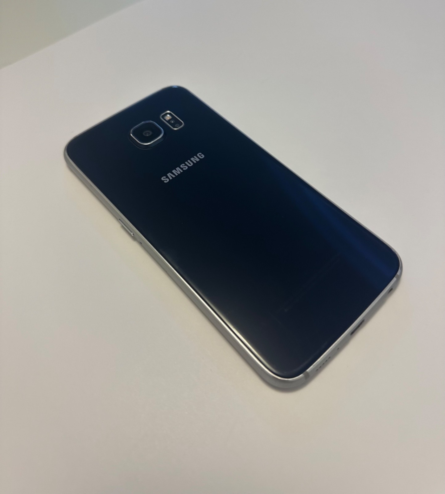 Samsung Galaxy S6 G920 32GB 64G ALL COLOR Unlocked AT&T T-mobile SmartPhone GOOD